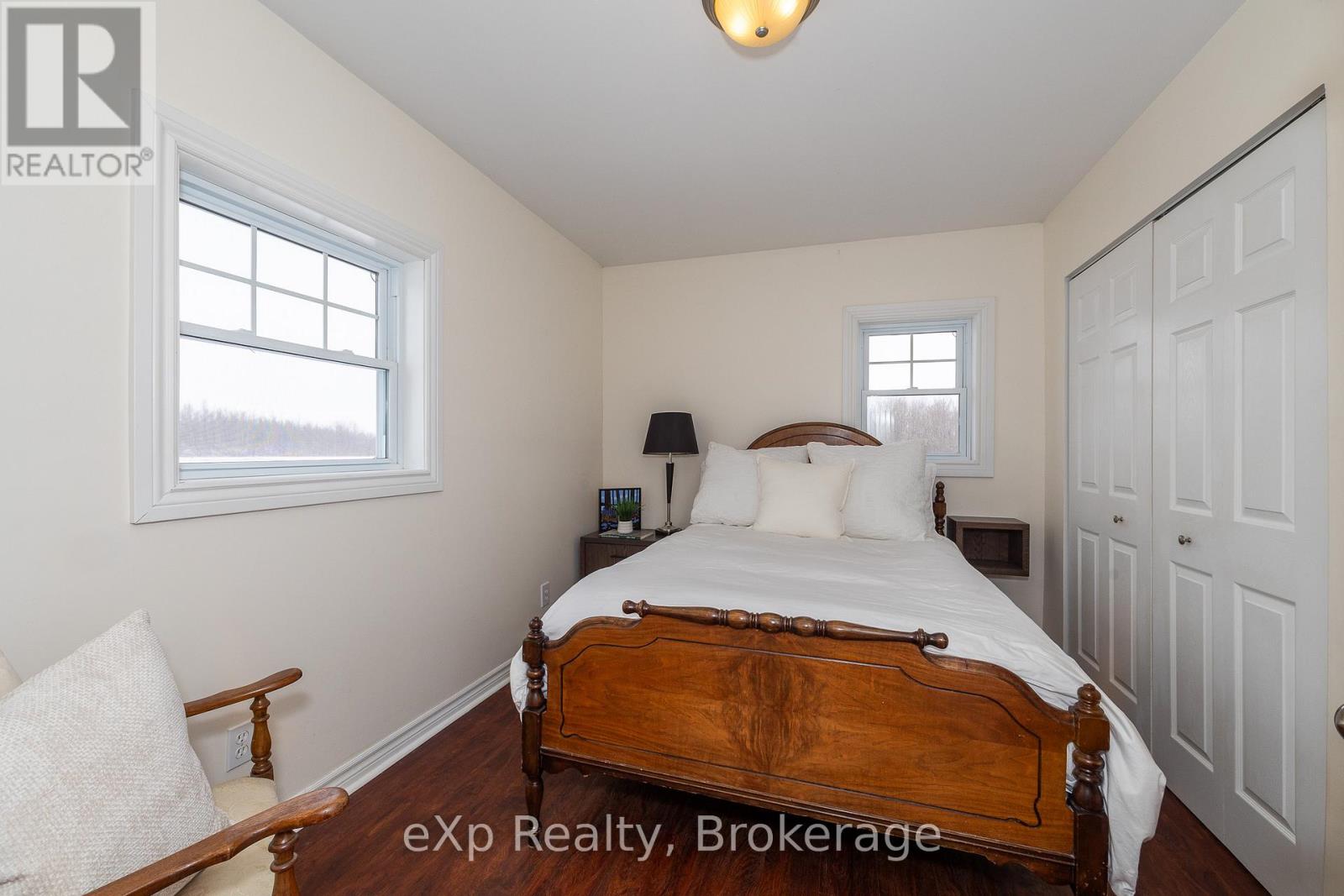 324588 27 Side Road Property Photo 14