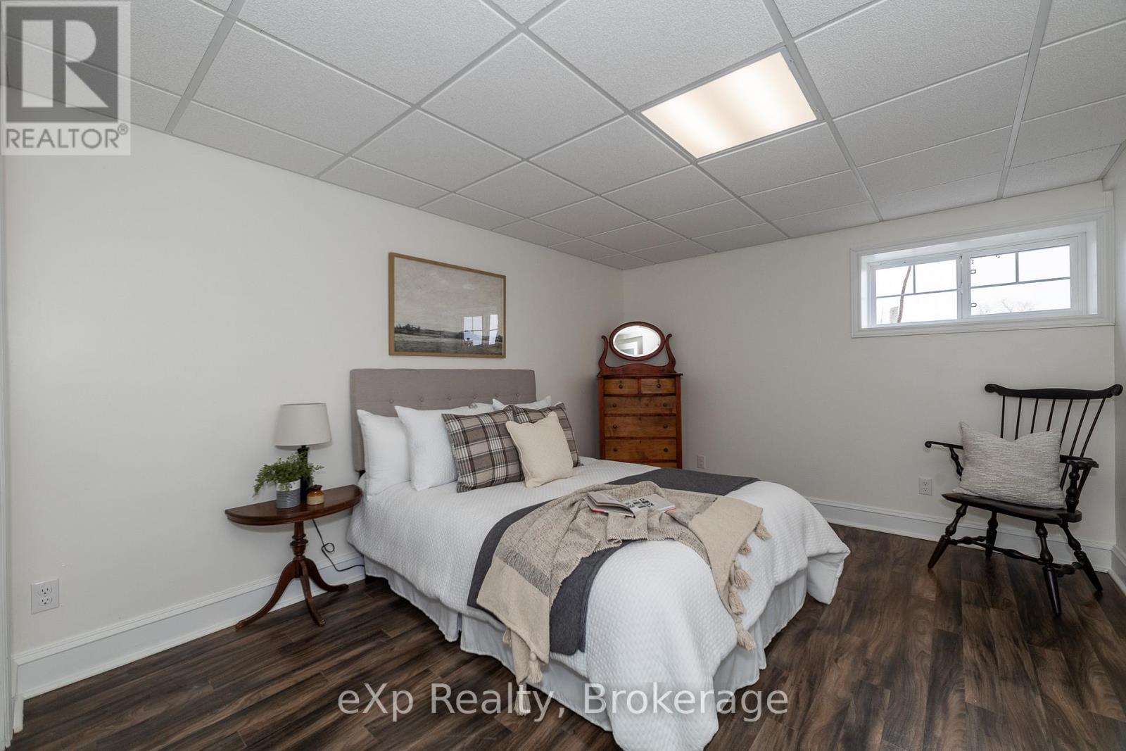 324588 27 Side Road Property Photo 20
