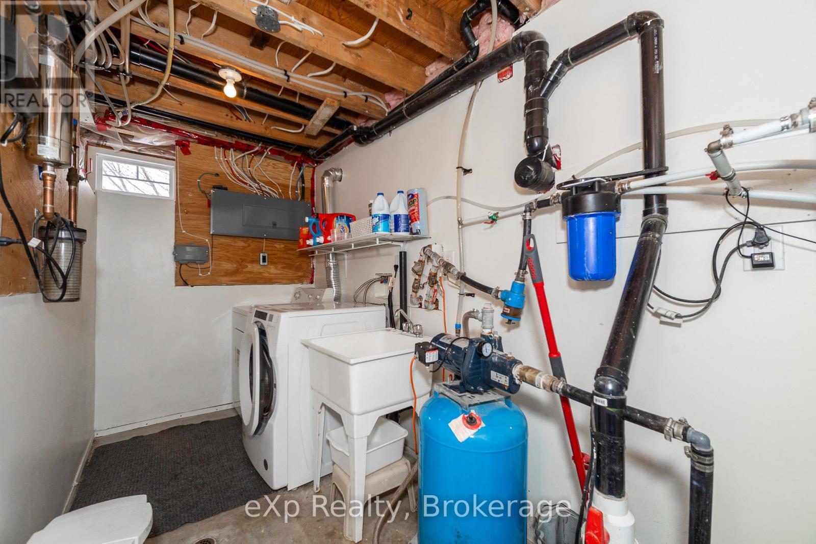 324588 27 Side Road Property Photo 25