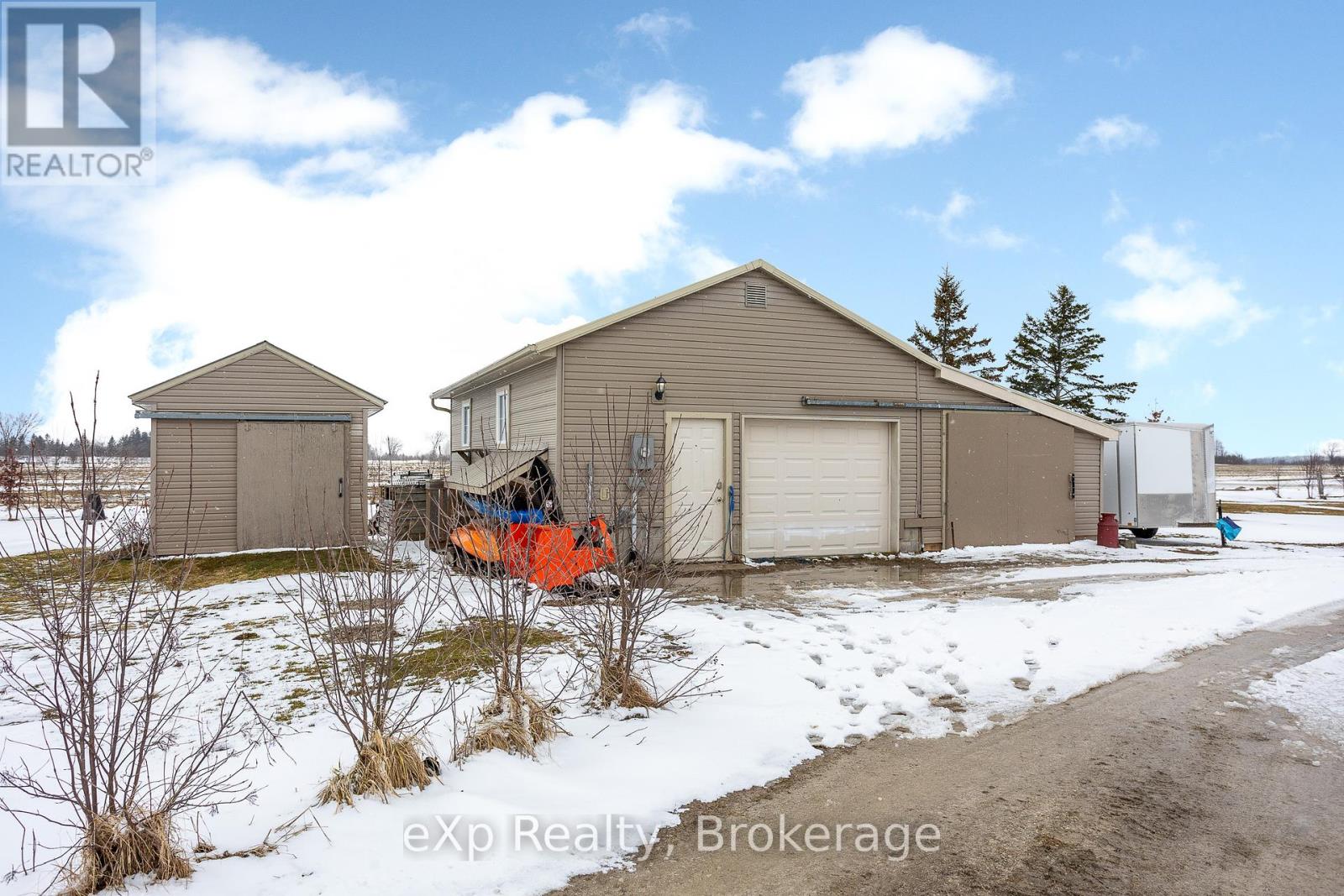 324588 27 Side Road Property Photo 36