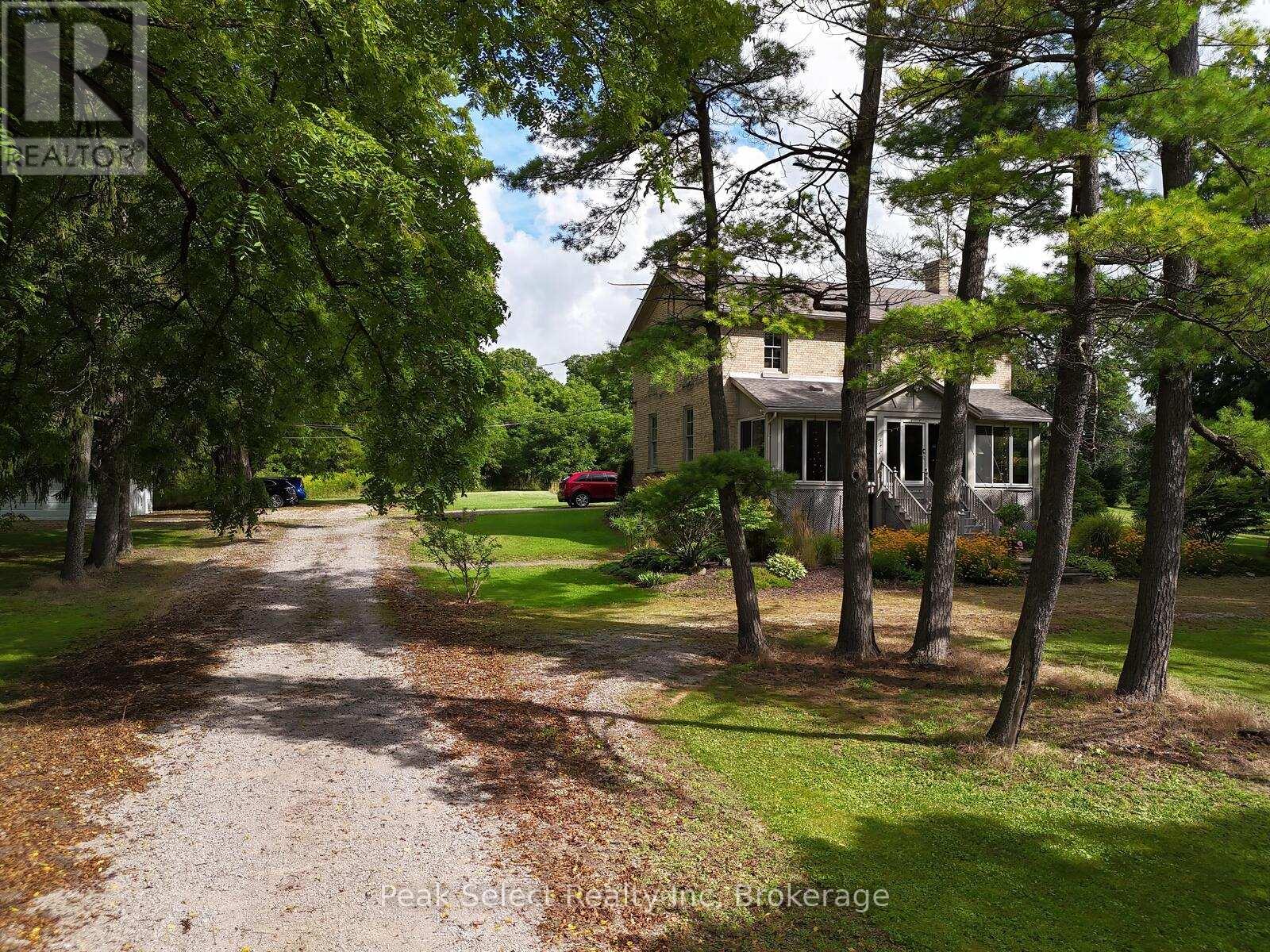 1511 Gainsborough Road Property Photo 1