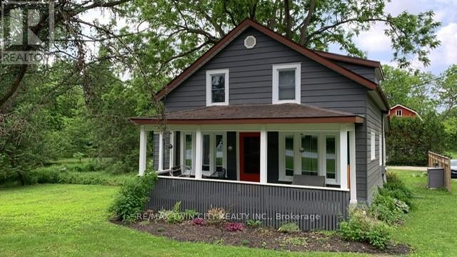 395 Holmes Street Property Photo 3