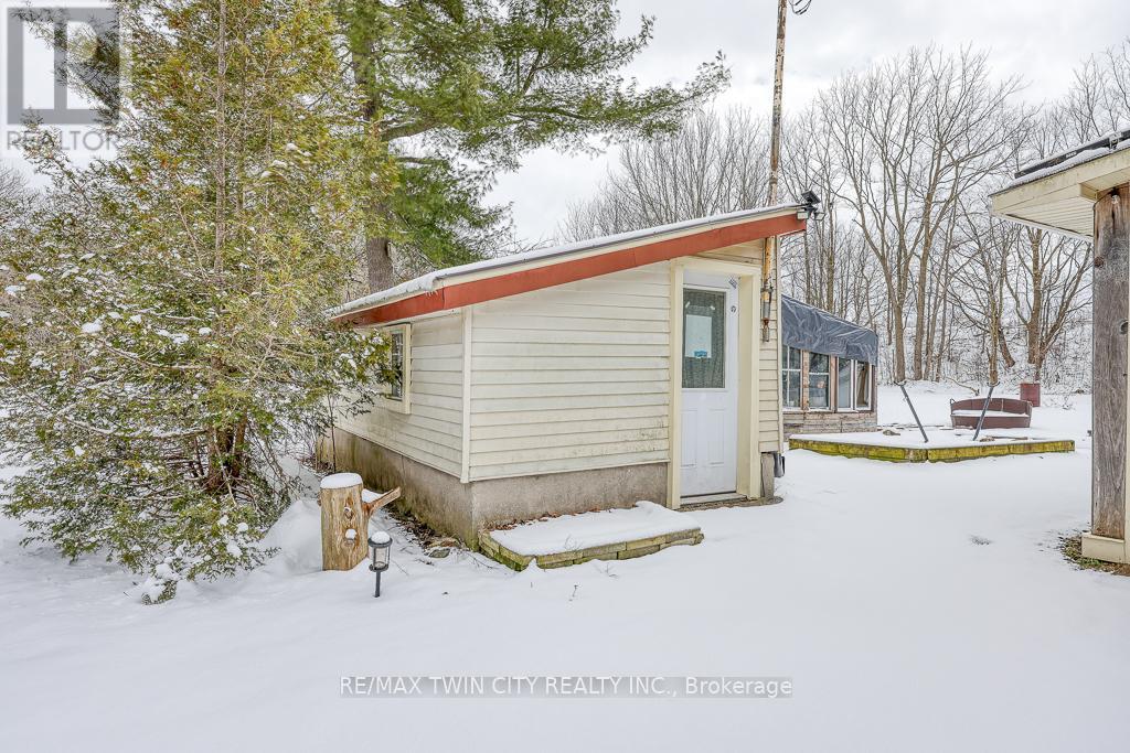 395 Holmes Street Property Photo 38