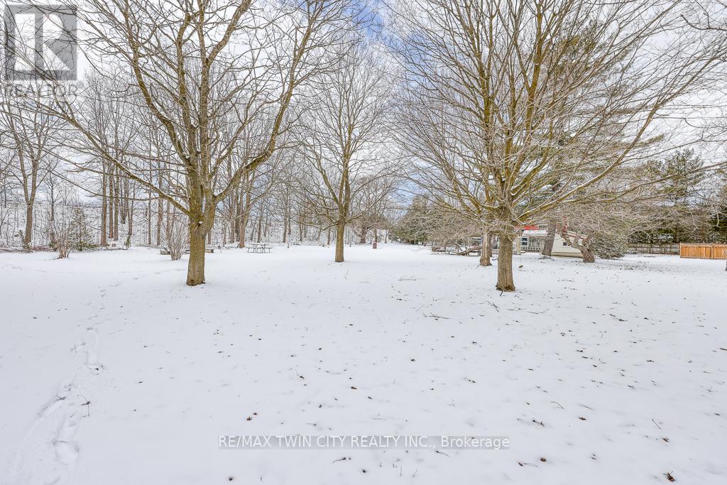 395 Holmes Street Property Photo 46