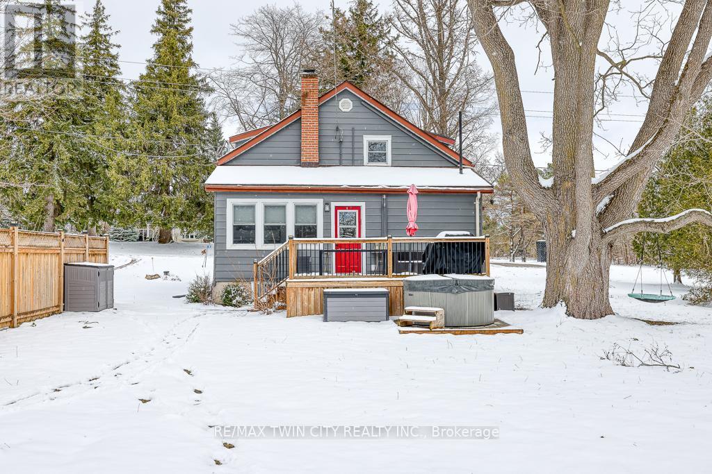 395 Holmes Street Property Photo 49
