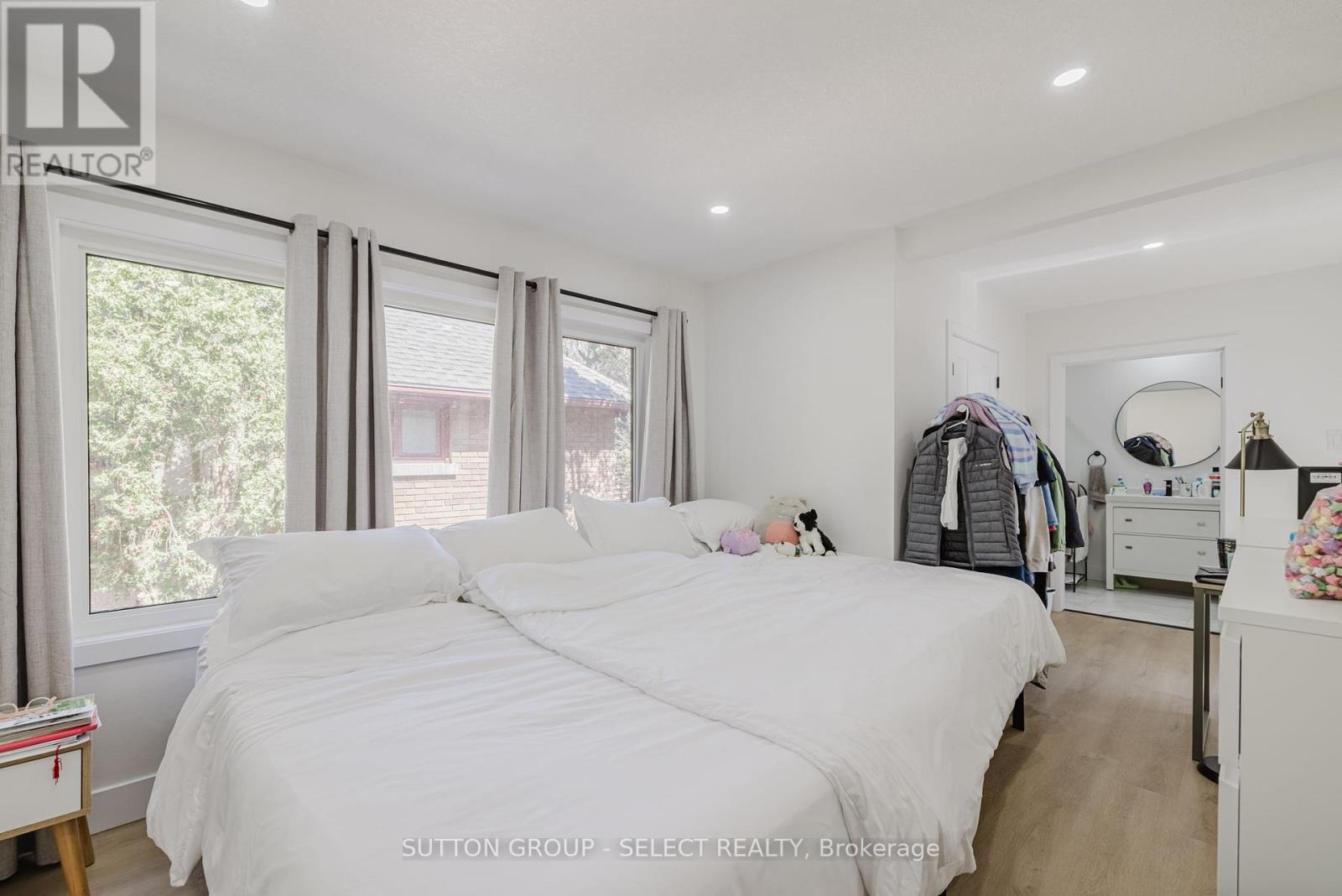14 Willingdon Avenue Property Photo 14