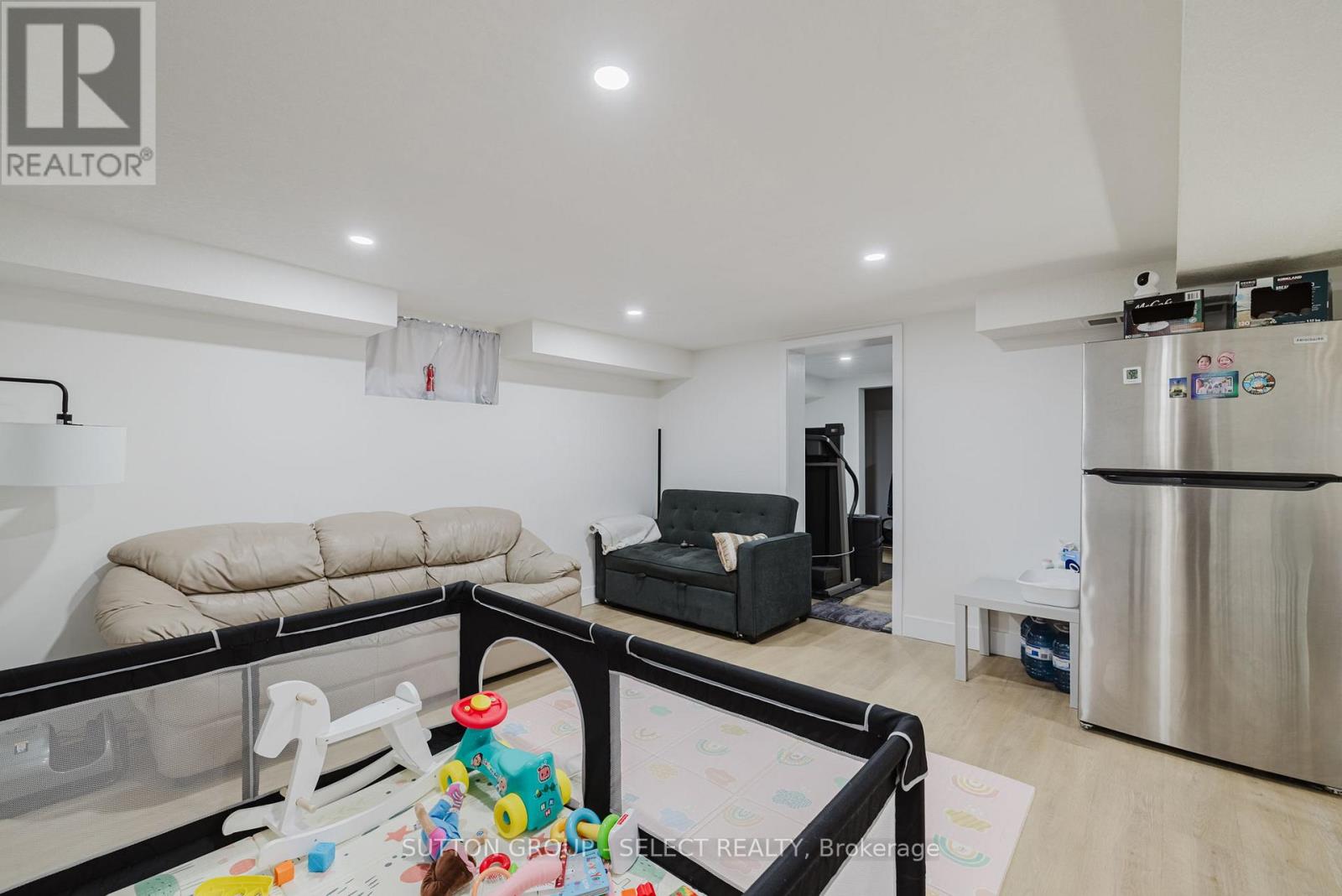 14 Willingdon Avenue Property Photo 26