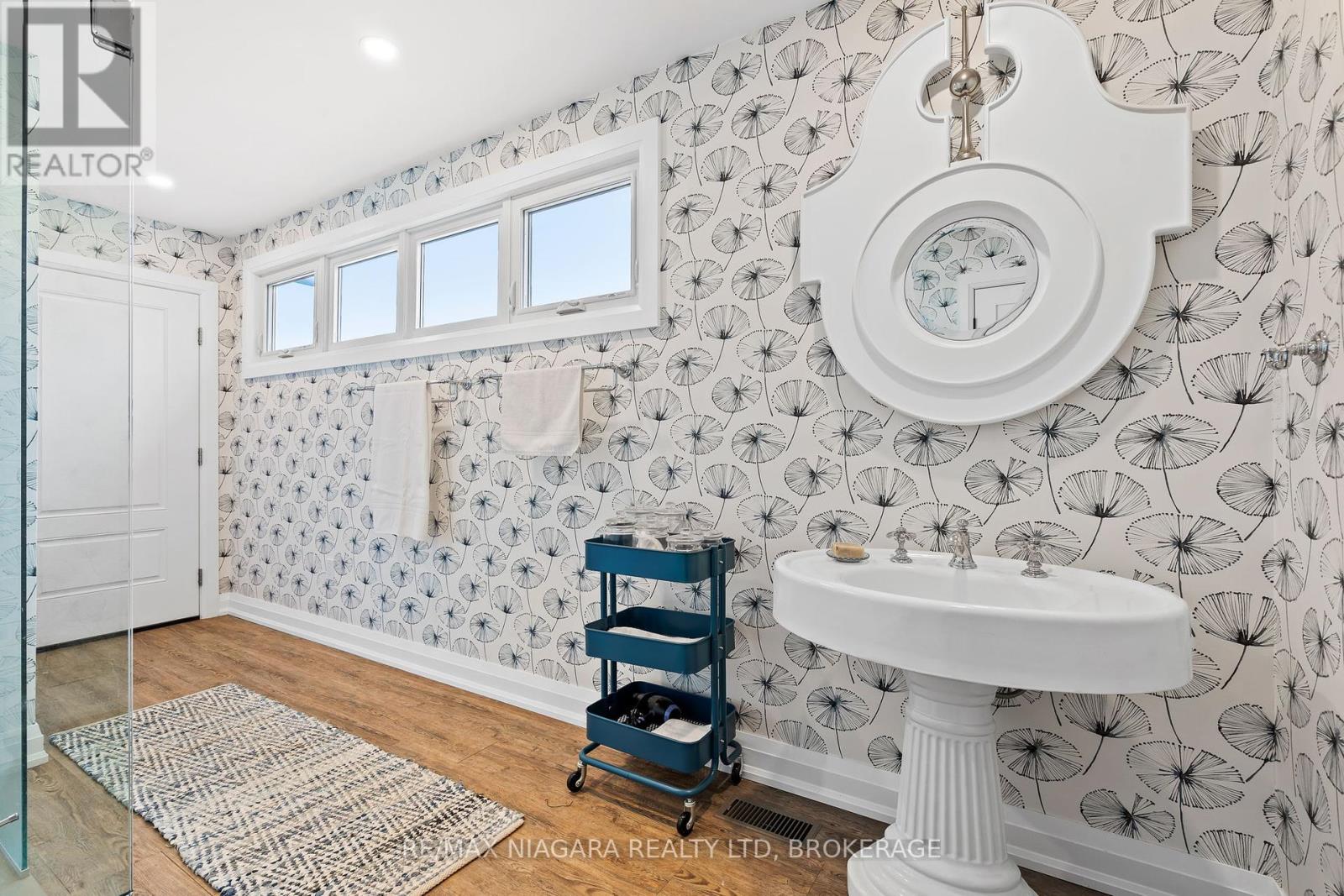 15 Derner Line Property Photo 16