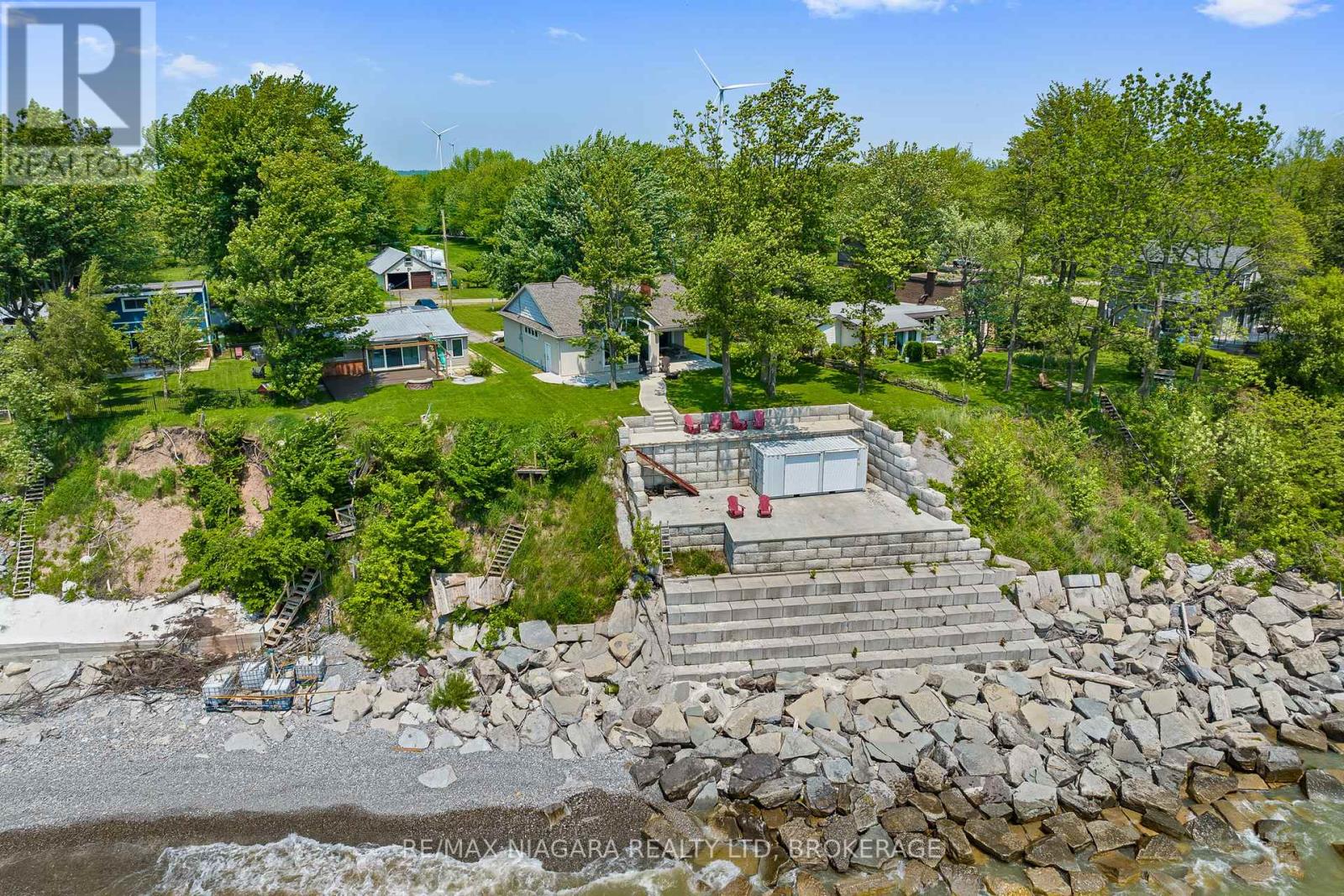 15 Derner Line Property Photo 25