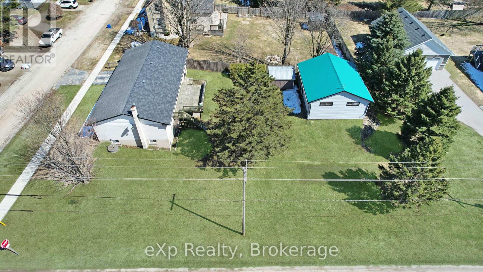 815 Albert Street E Property Photo 1