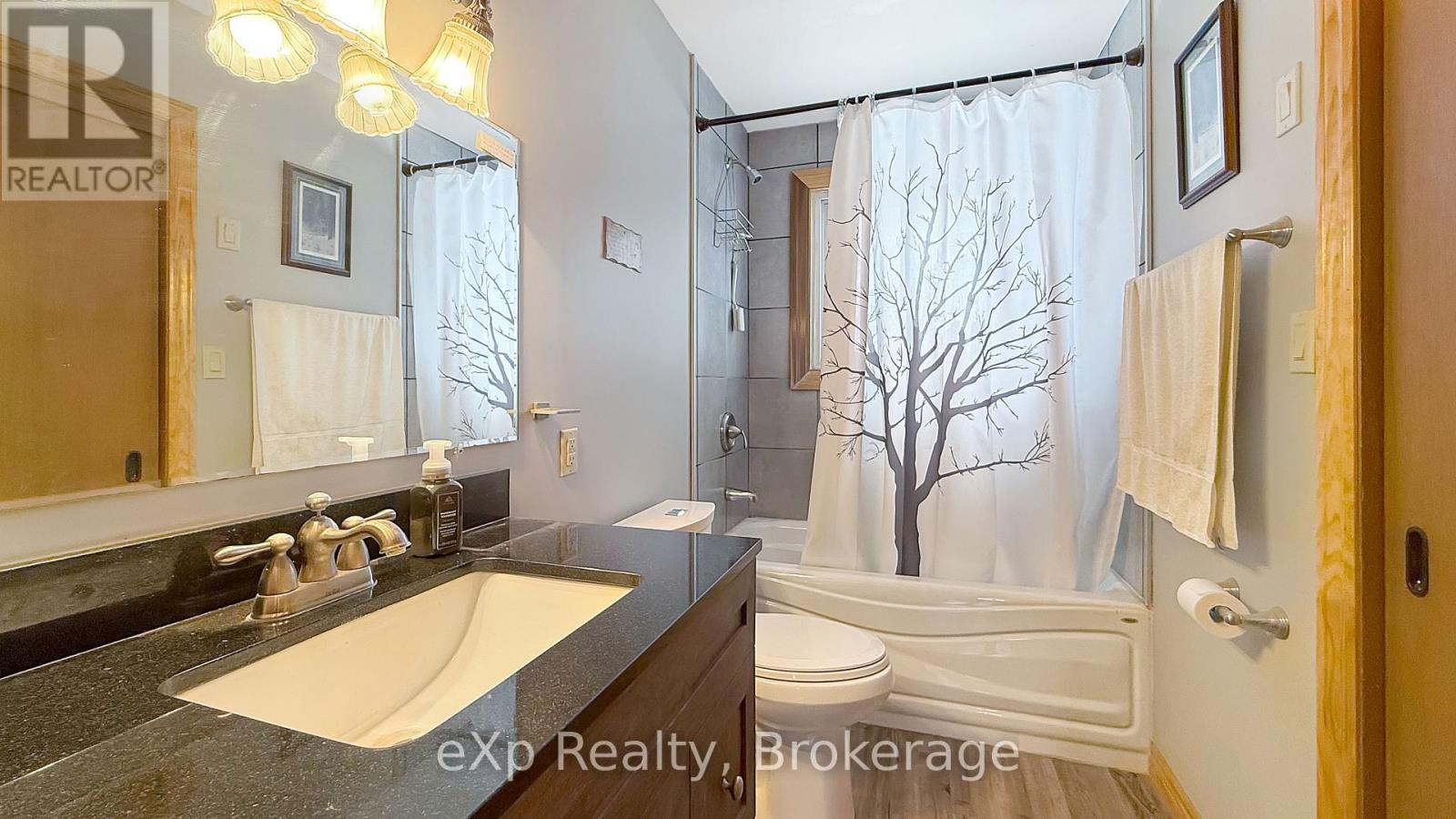 815 Albert Street E Property Photo 12