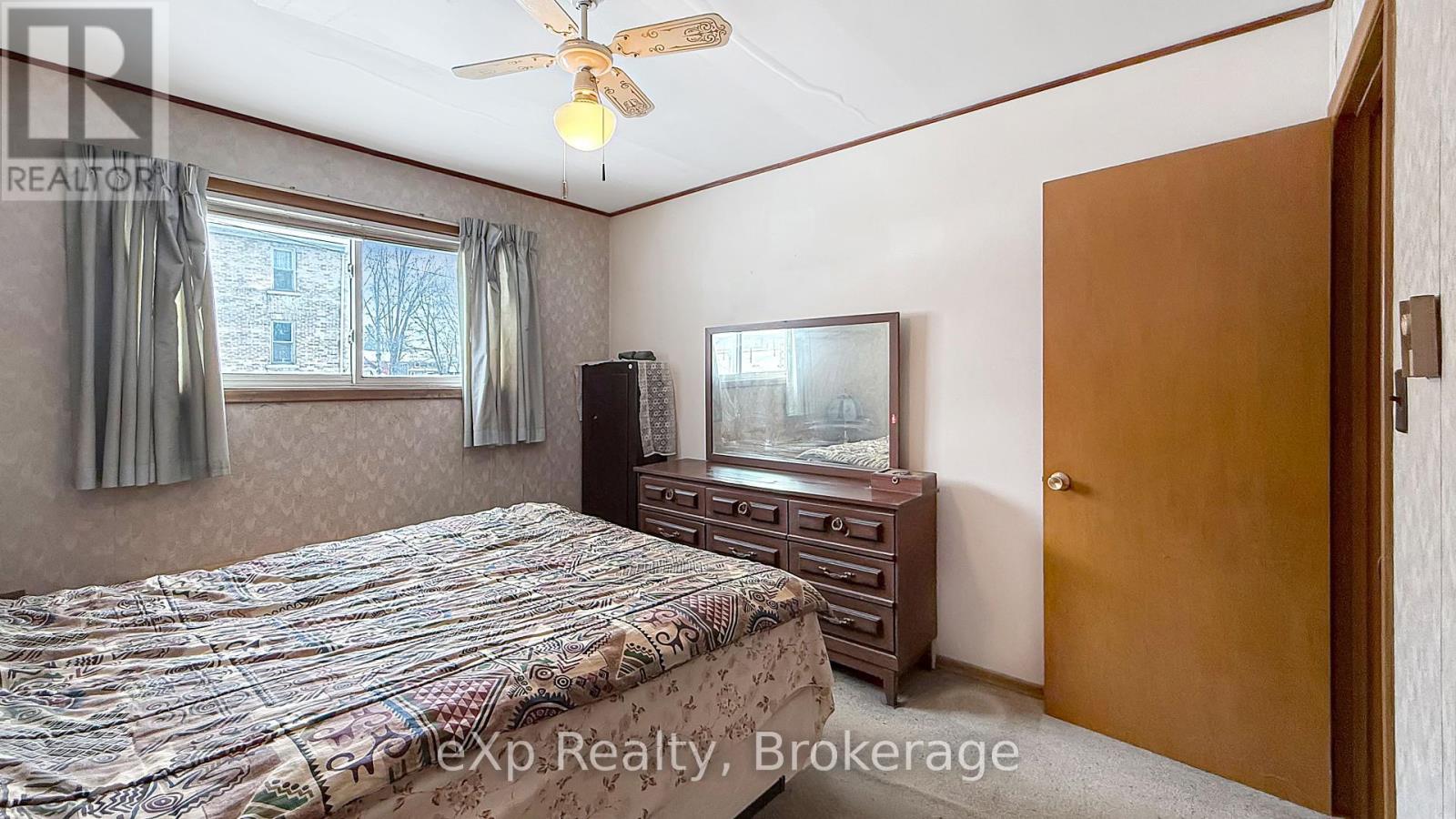 815 Albert Street E Property Photo 15