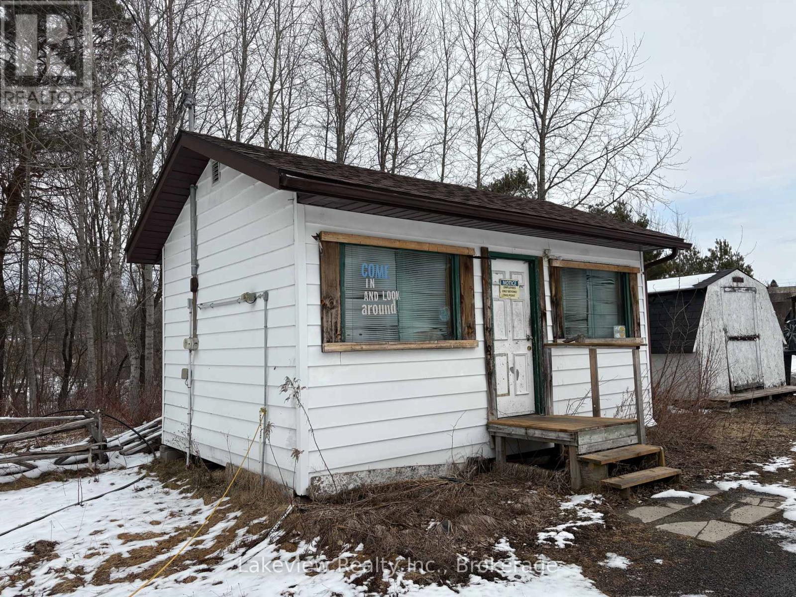 12 Three Mile Lake Road E Property Photo 2