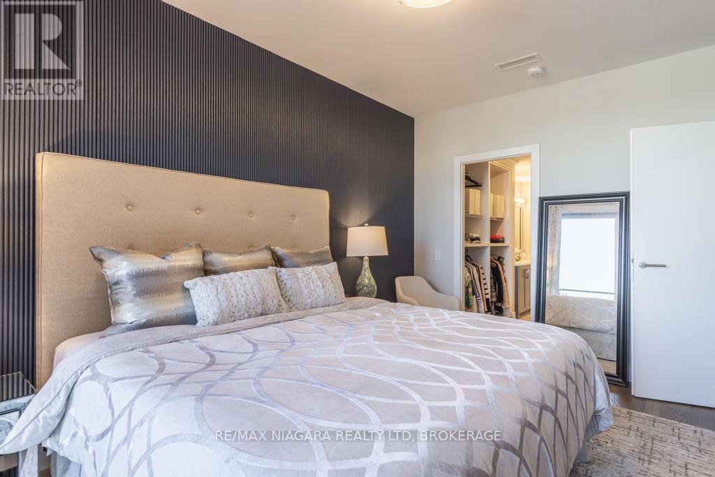 302 - 57 Lakeport Road Property Photo 14
