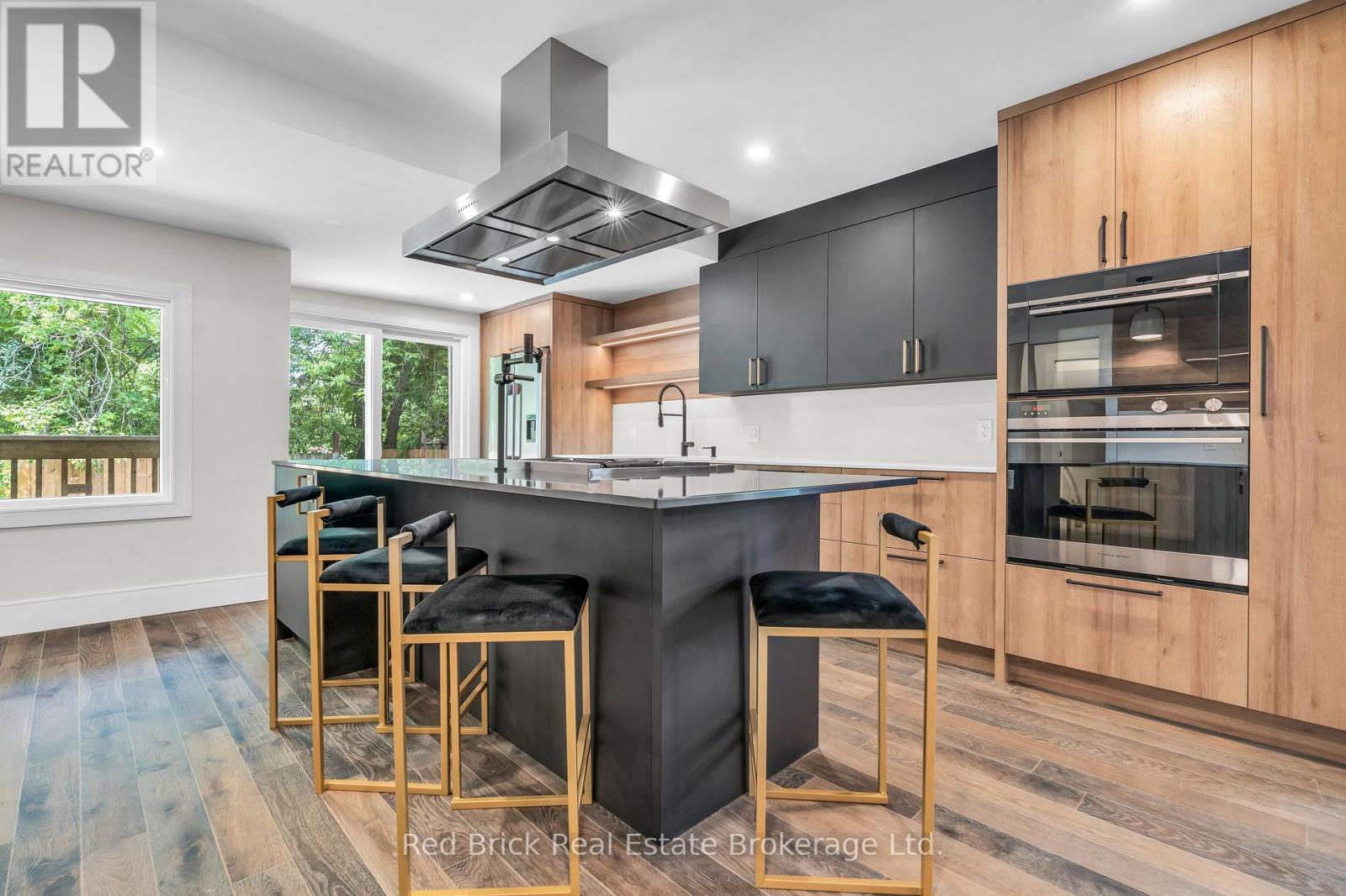 15 Clearview Street Property Photo 6
