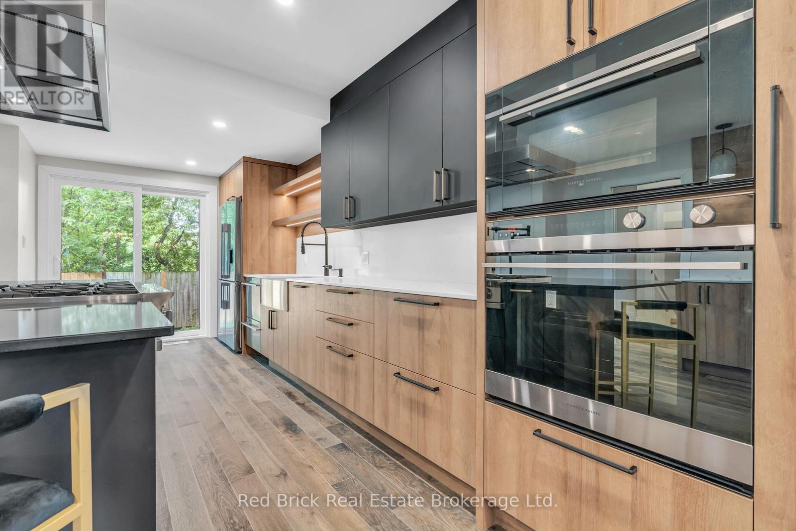 15 Clearview Street Property Photo 10