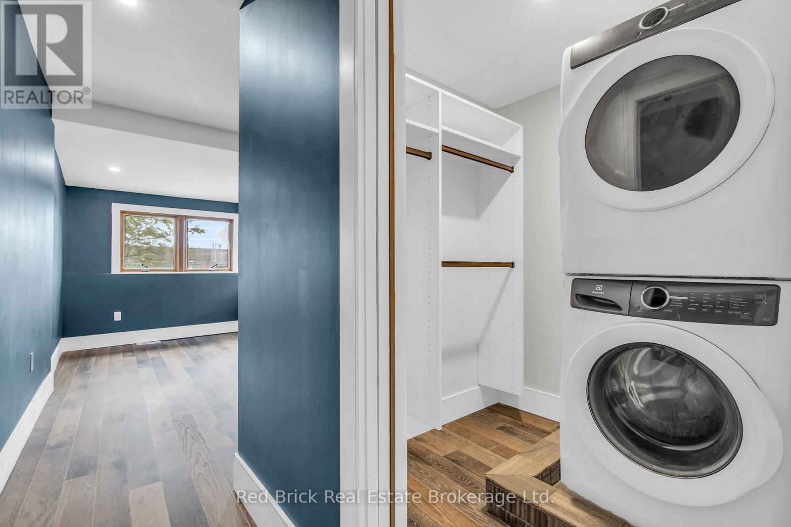 15 Clearview Street Property Photo 14