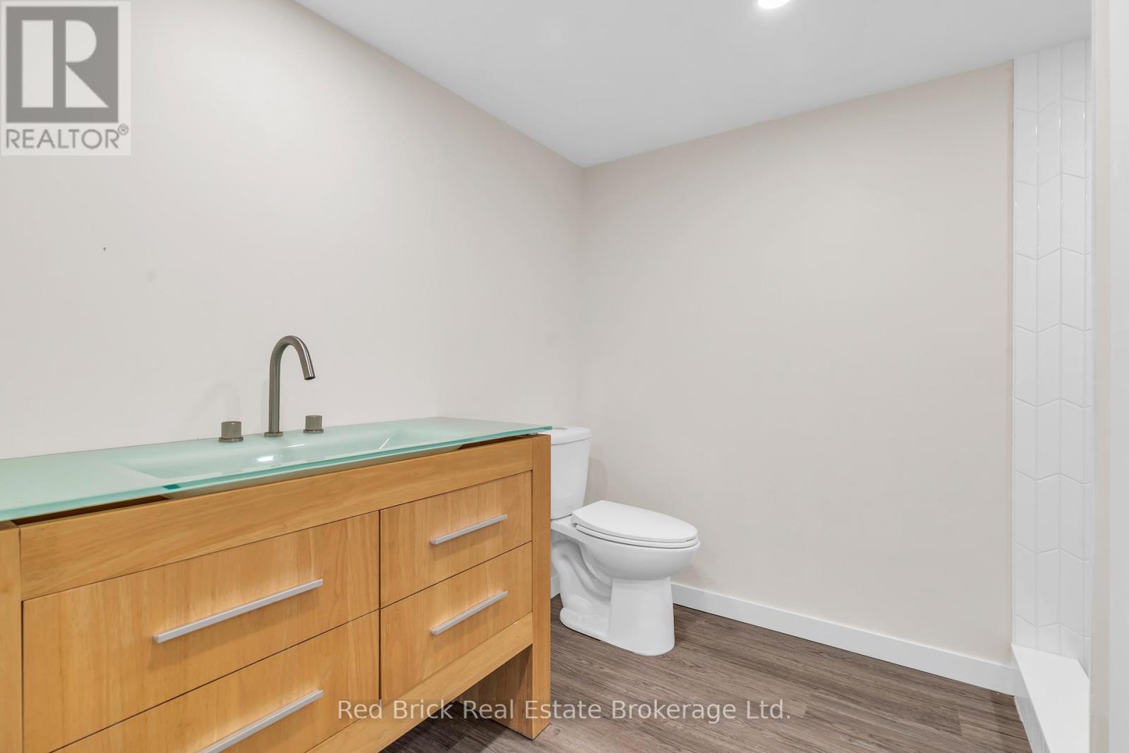 15 Clearview Street Property Photo 28