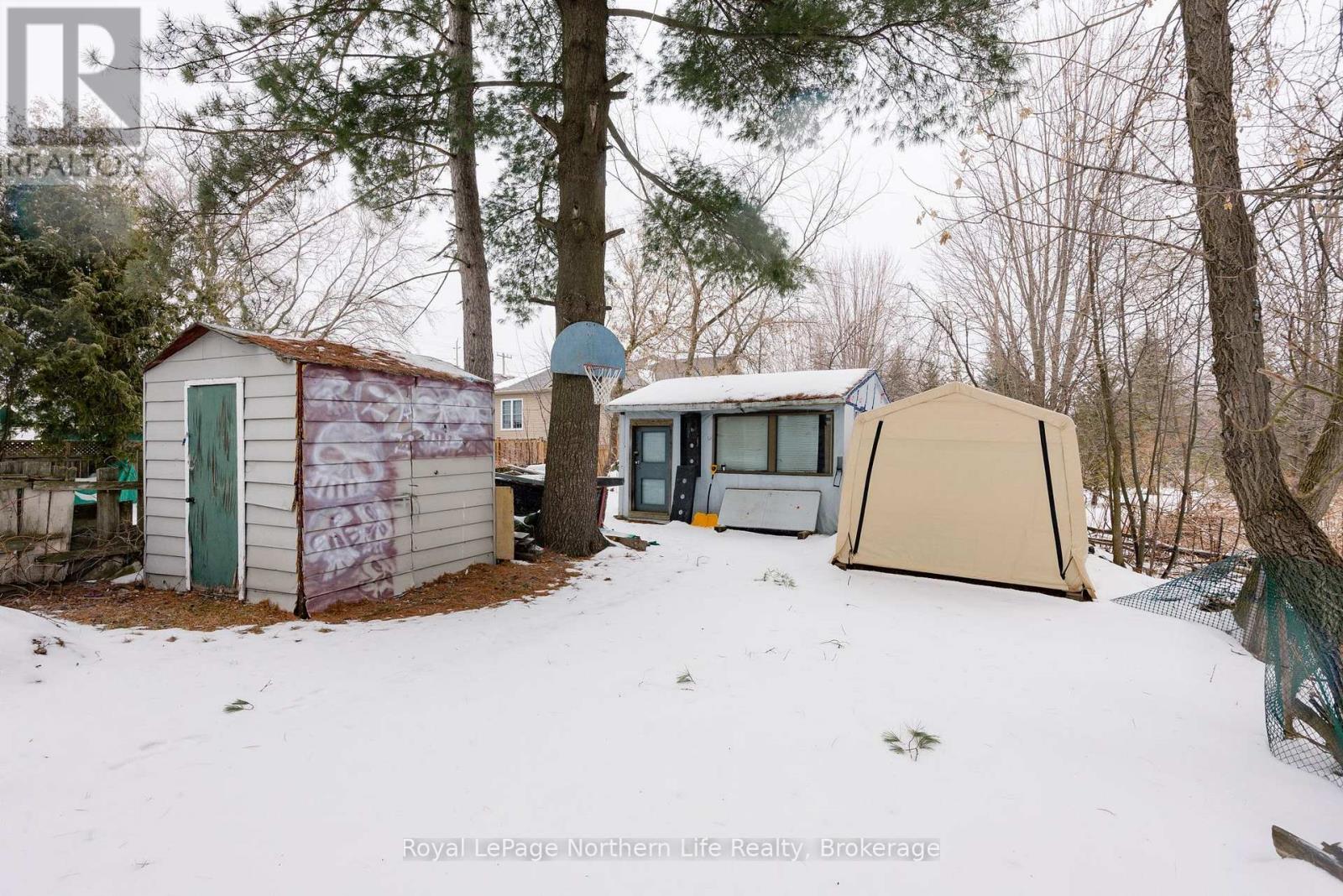 444 Second Avenue E Property Photo 8