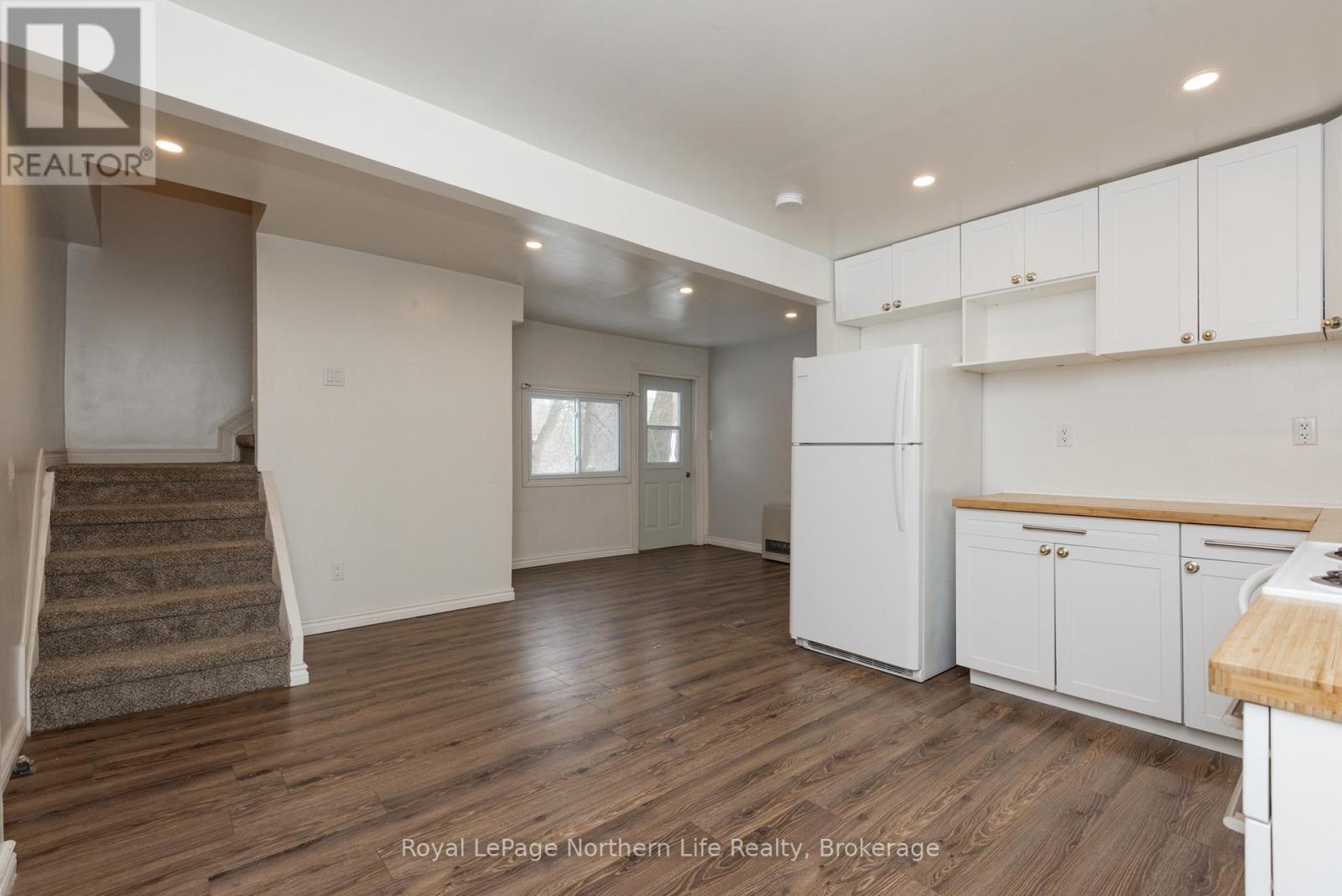 444 Second Avenue E Property Photo 11
