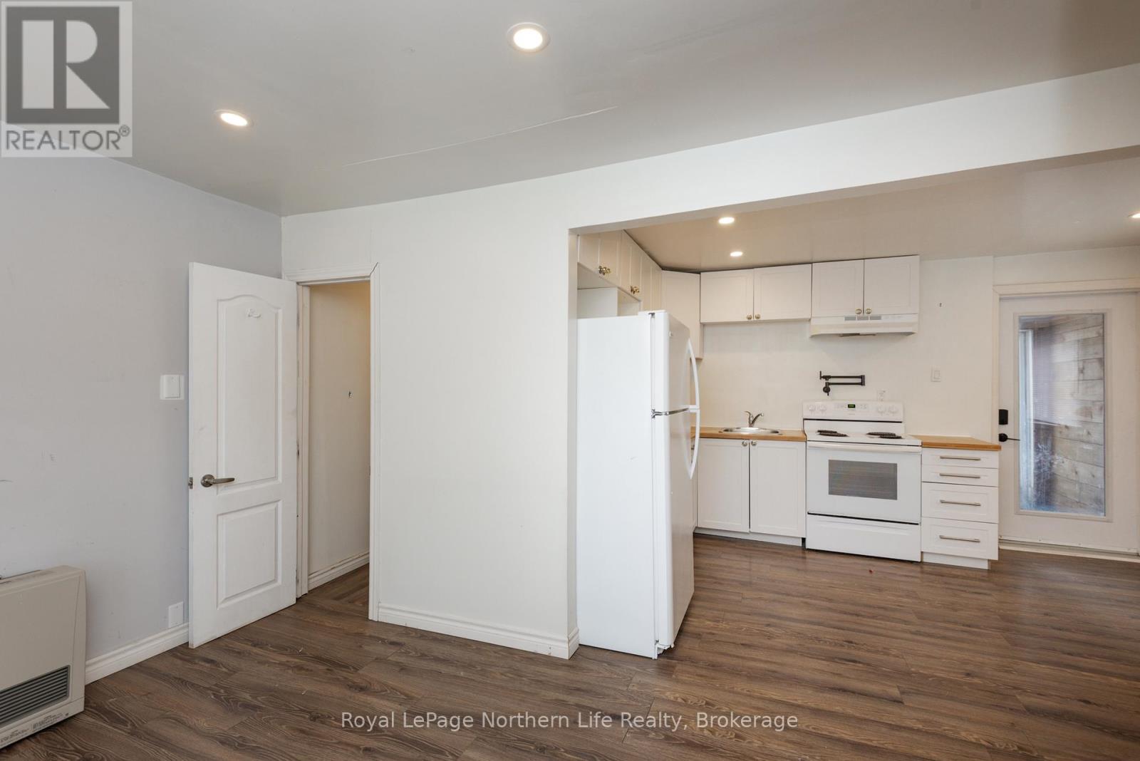 444 Second Avenue E Property Photo 17