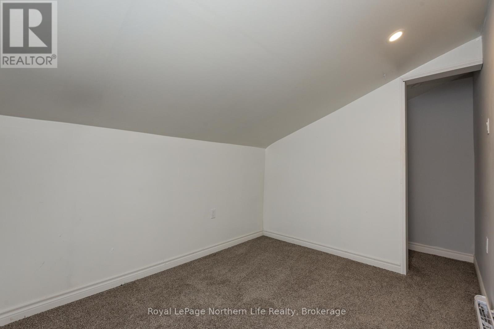 444 Second Avenue E Property Photo 23