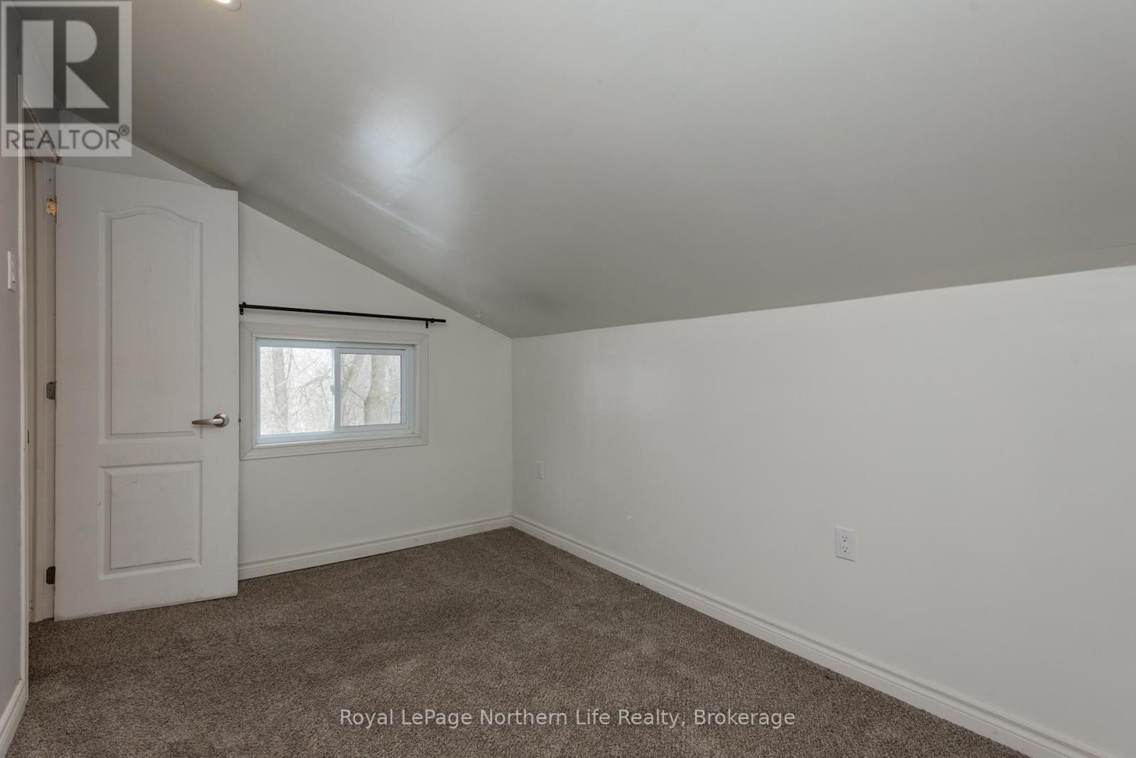 444 Second Avenue E Property Photo 26