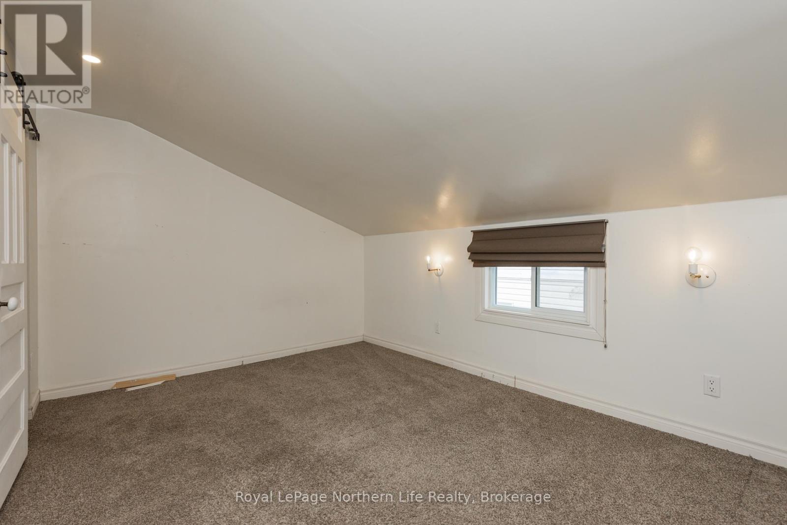 444 Second Avenue E Property Photo 27