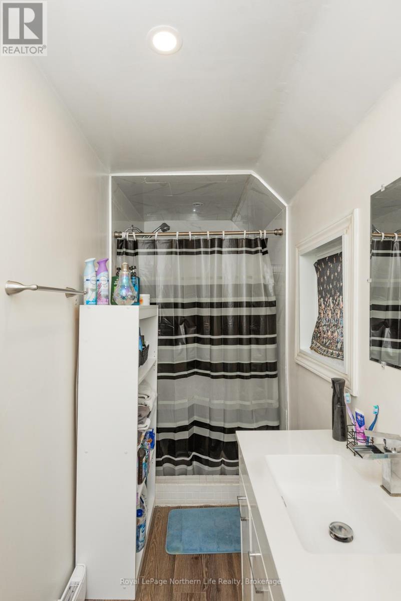 444 Second Avenue E Property Photo 31