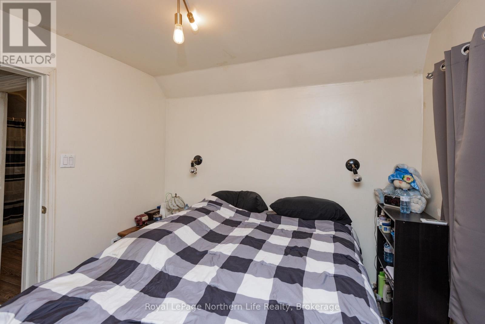 444 Second Avenue E Property Photo 35