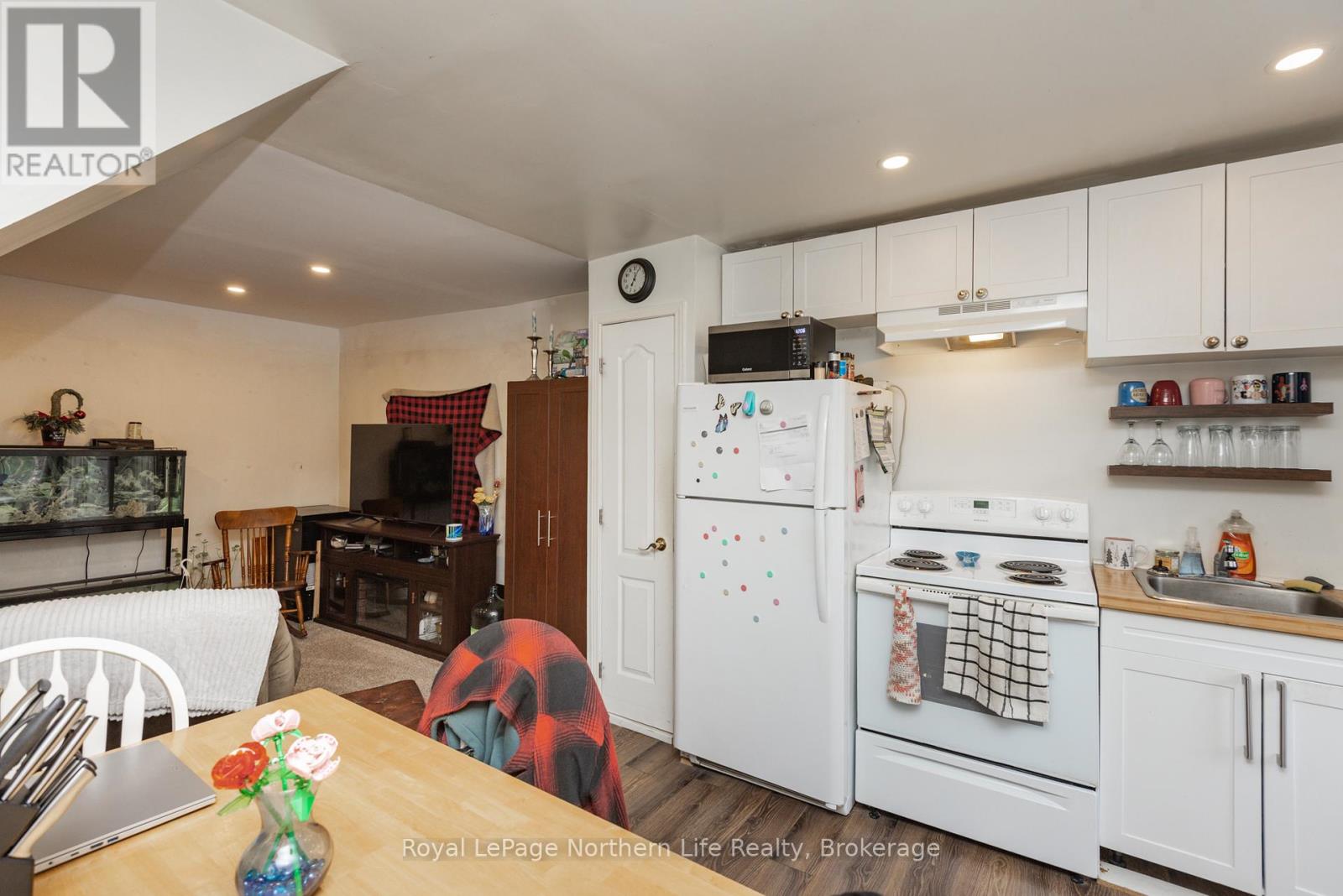 444 Second Avenue E Property Photo 43