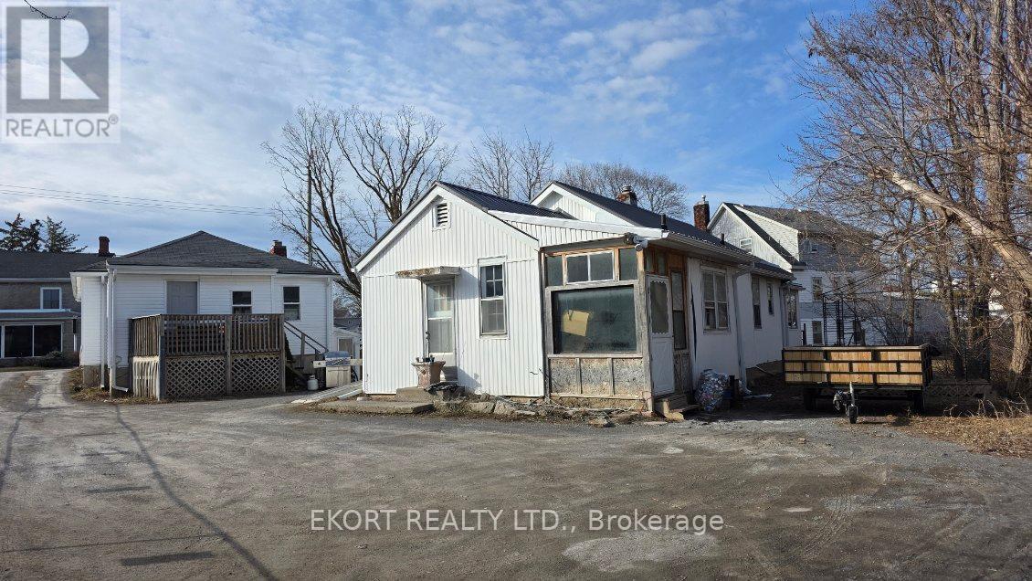 17-23 Moira Street W Property Photo 11