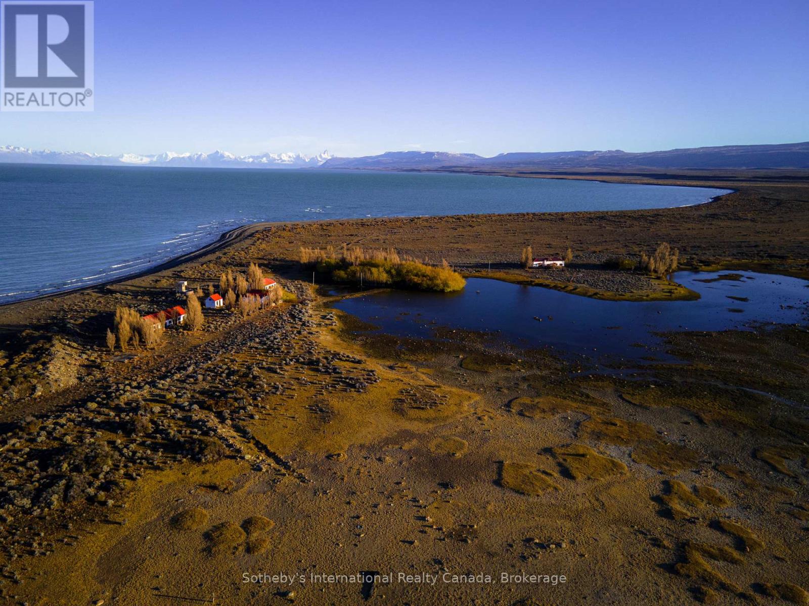 * Estancia Punta Del Lago * Property Photo 6