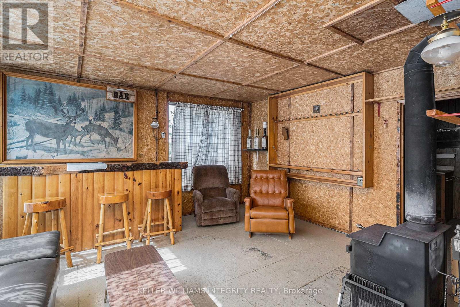 L14,15 Triple Tower Road Property Photo 8