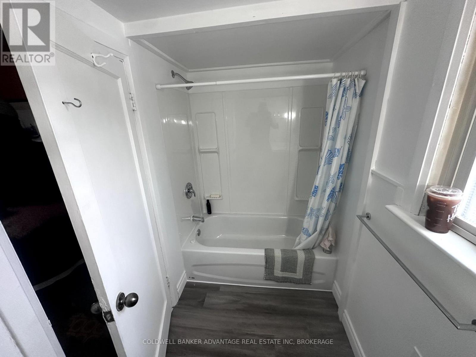 44 Albert Street Property Photo 8
