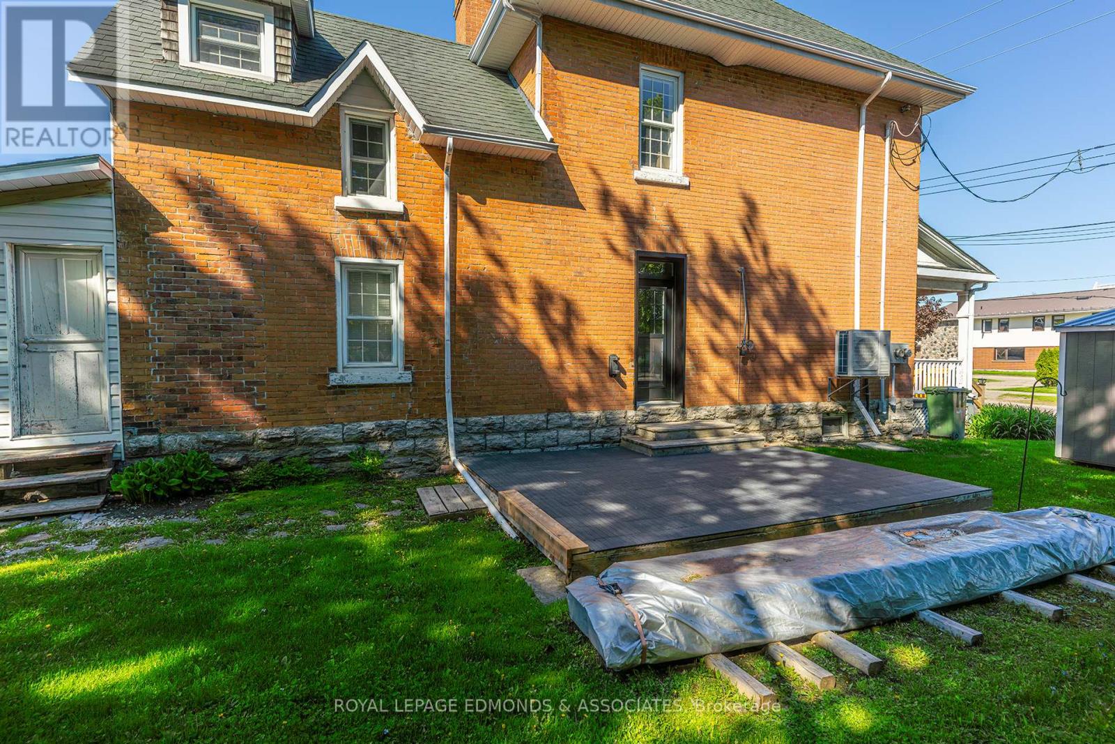 281 Trafalgar Road Property Photo 5