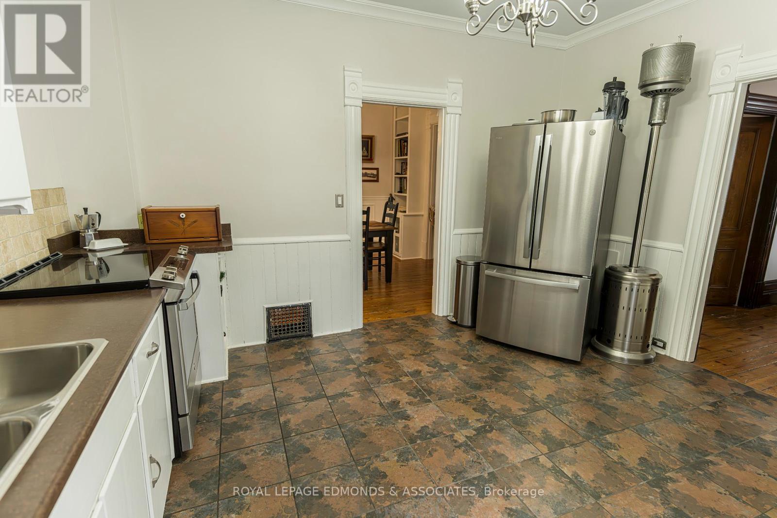281 Trafalgar Road Property Photo 20