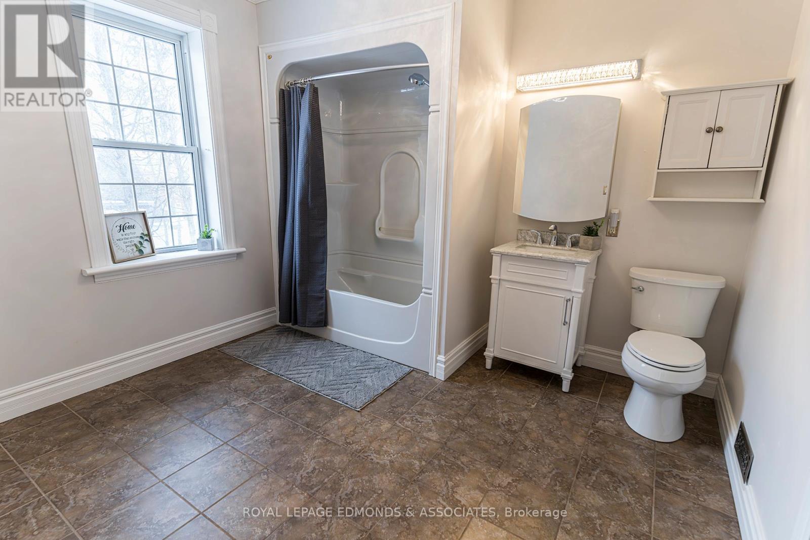 281 Trafalgar Road Property Photo 27