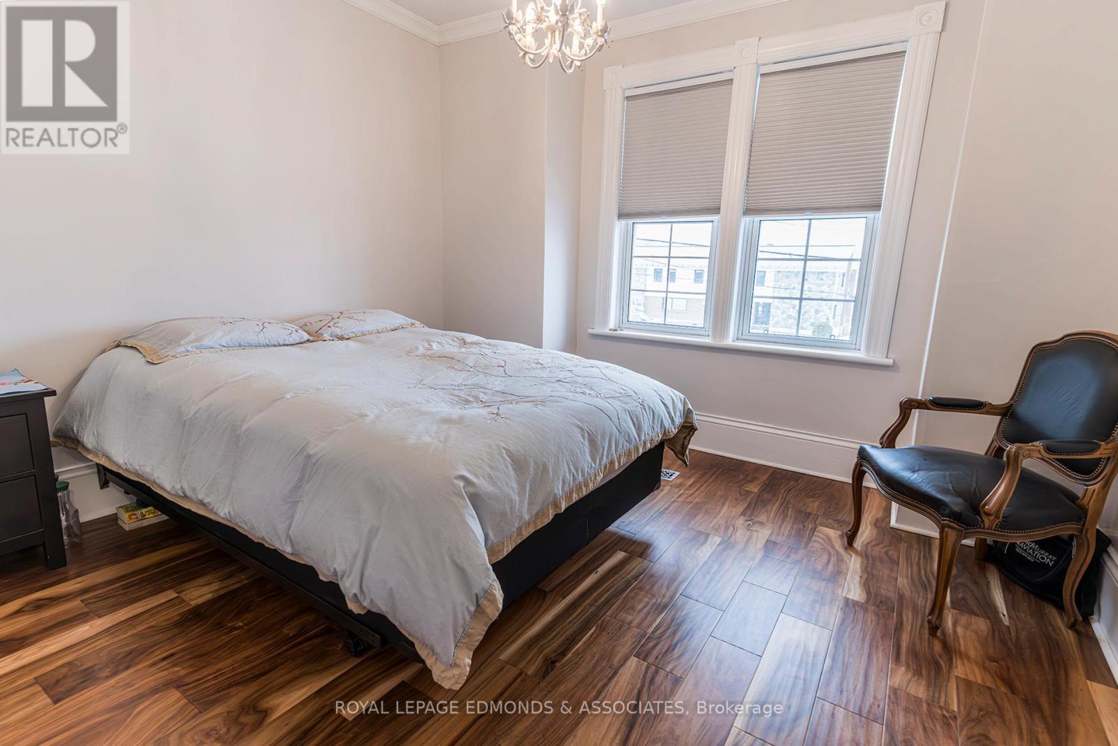 281 Trafalgar Road Property Photo 33