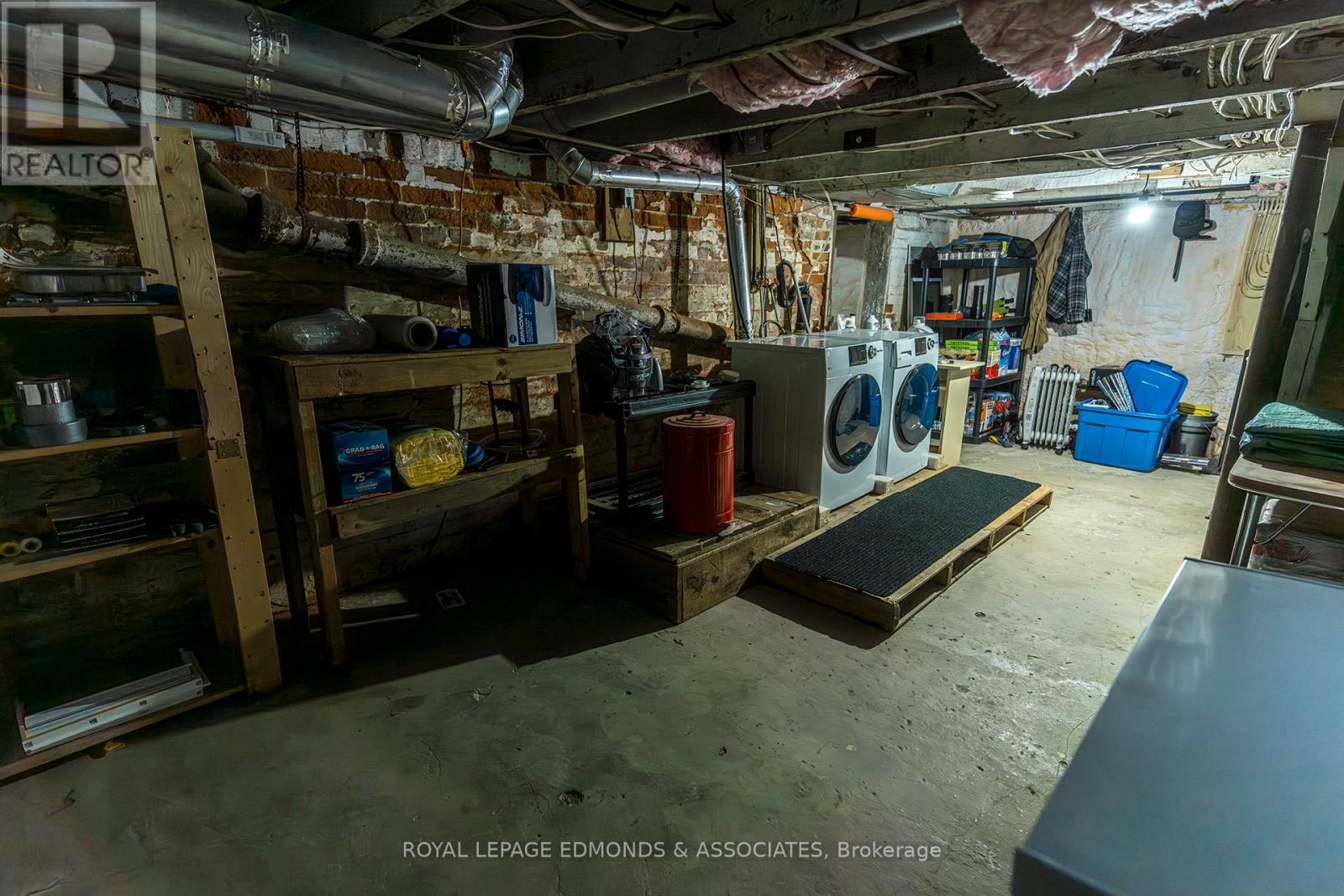 281 Trafalgar Road Property Photo 35