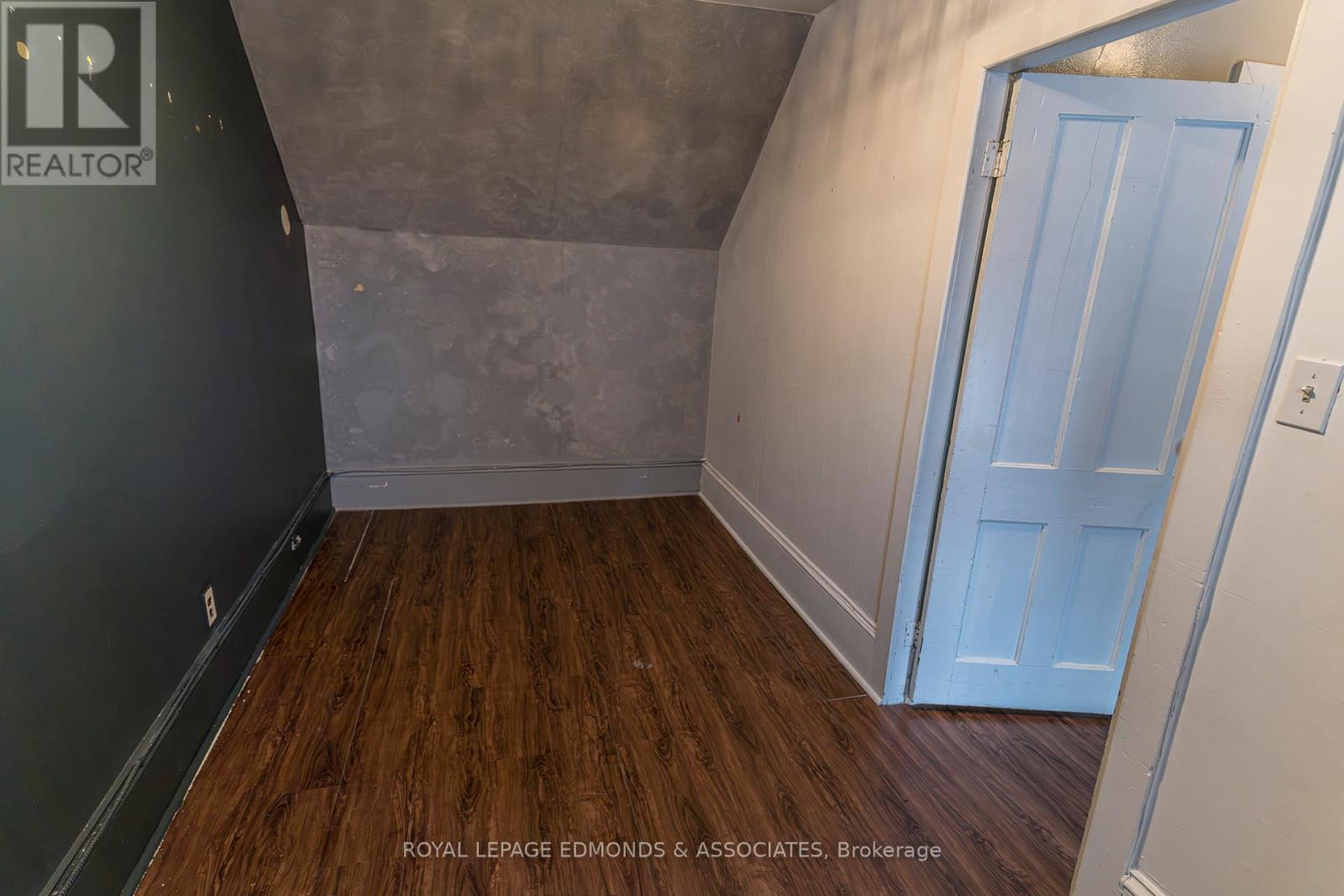 281 Trafalgar Road Property Photo 45