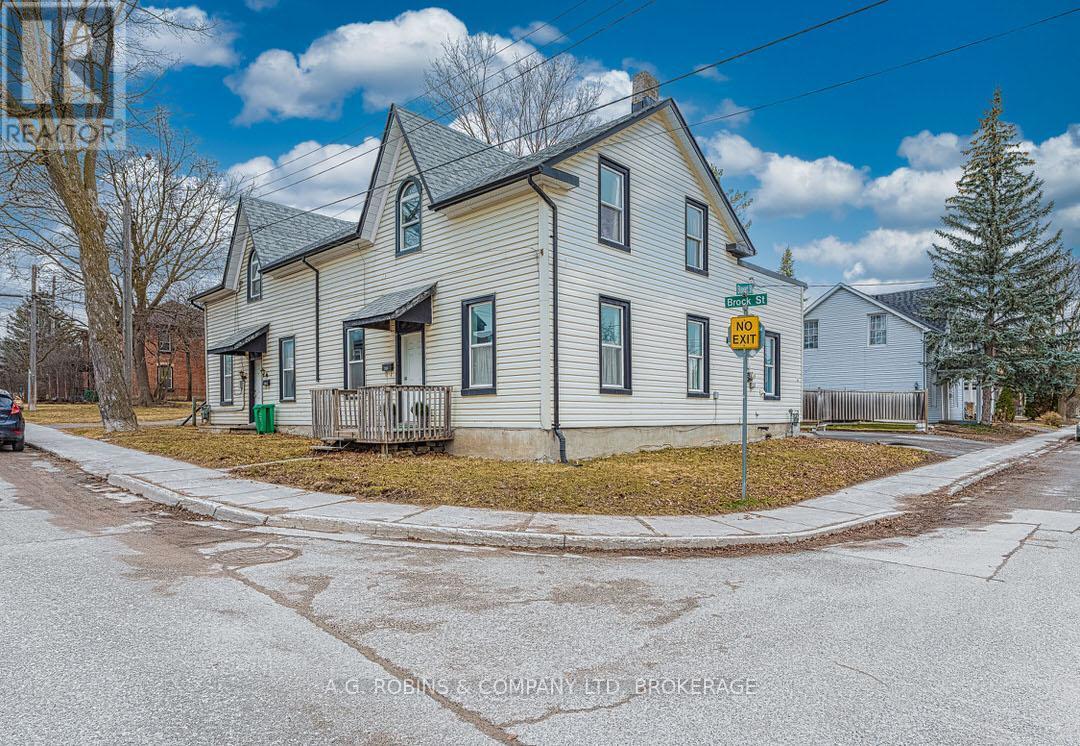 284 Brock Street Property Photo 1