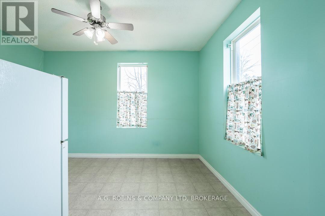 284 Brock Street Property Photo 18