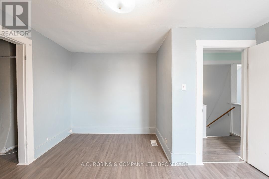 284 Brock Street Property Photo 24