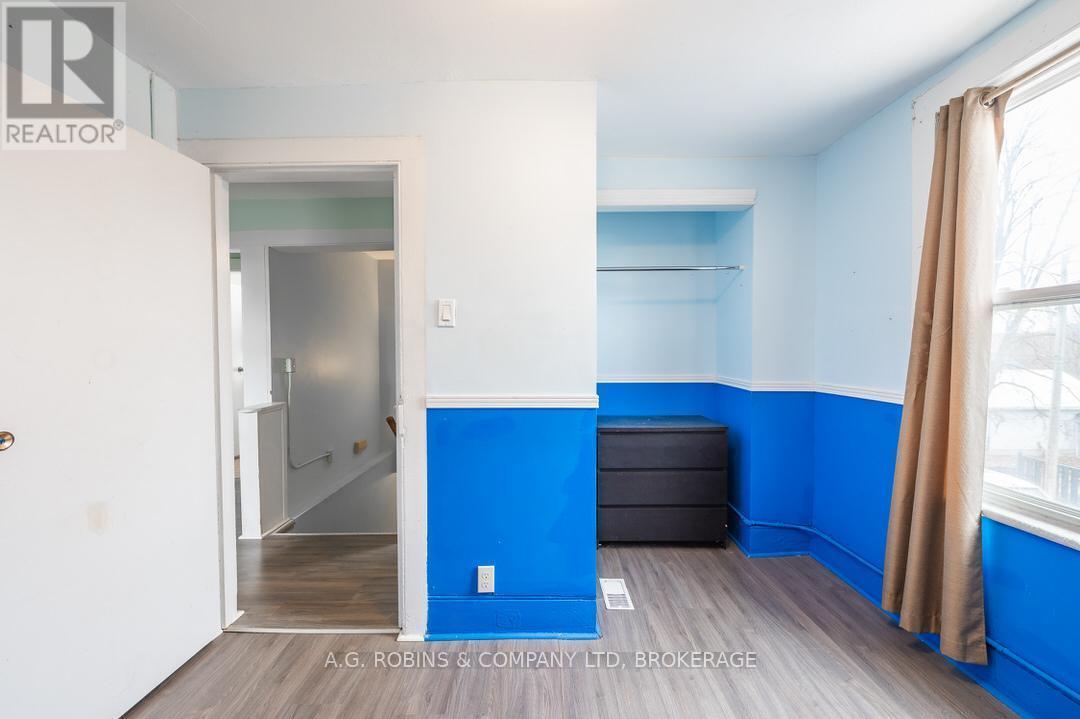 284 Brock Street Property Photo 28