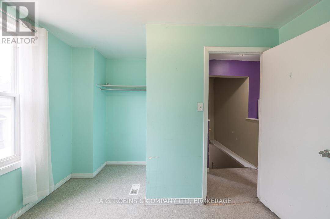 284 Brock Street Property Photo 42