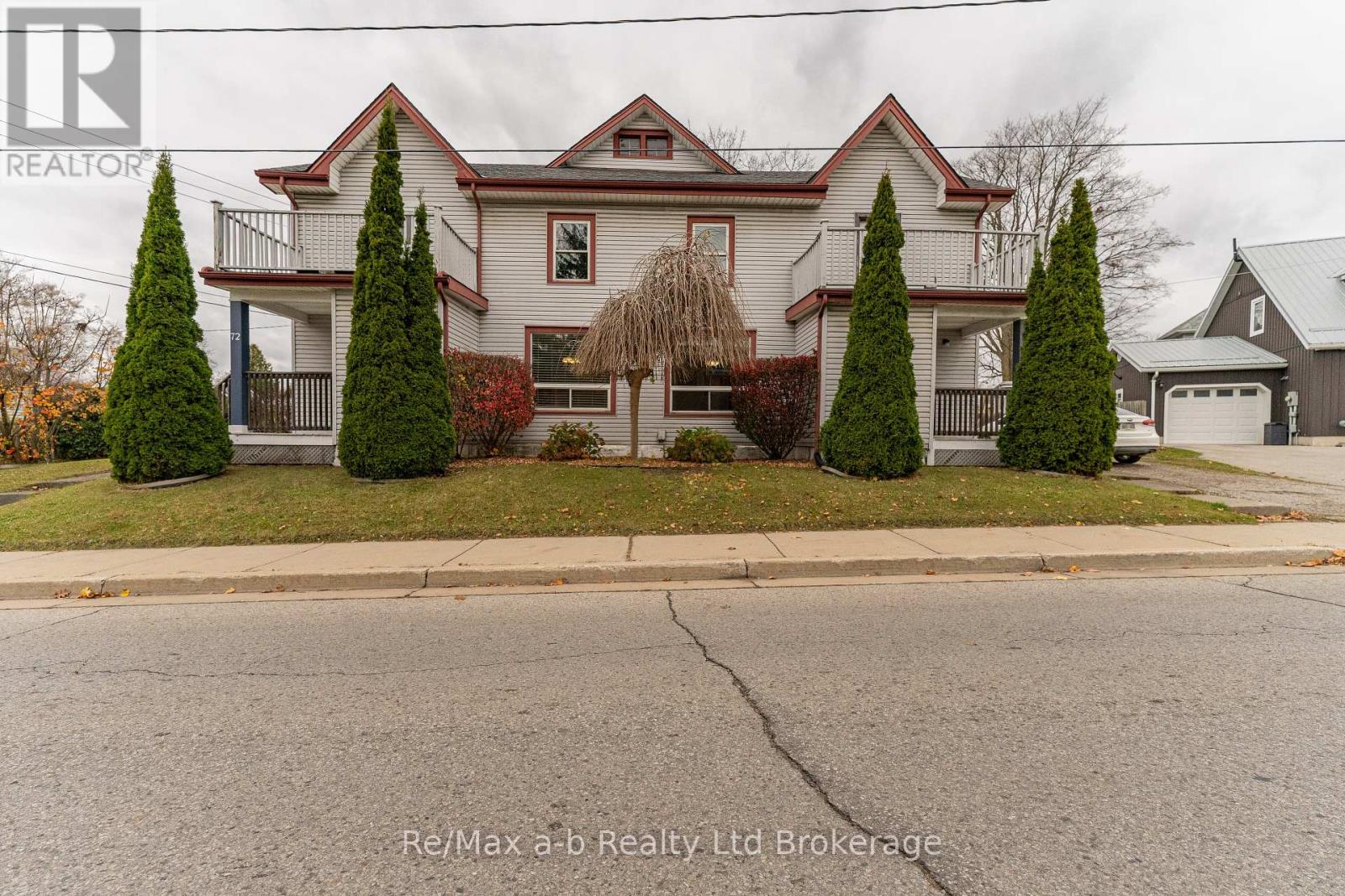 72-74 Brock Street E Property Photo 1