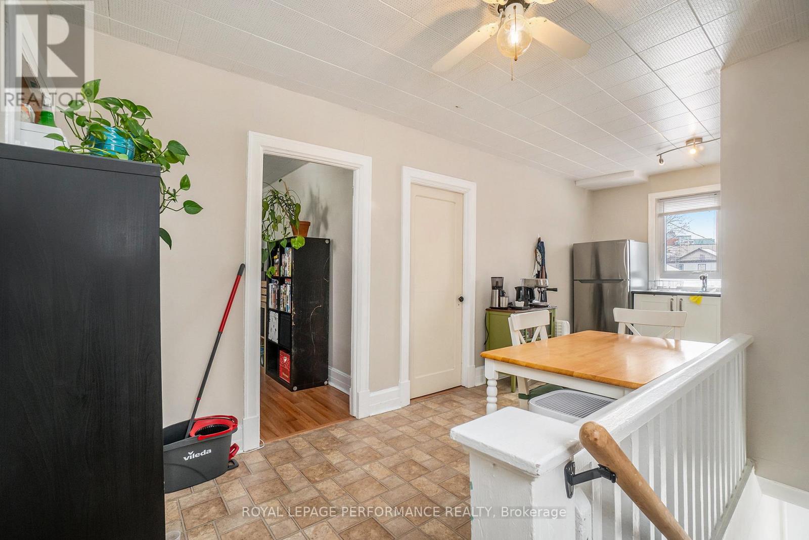 229 Carillon Street Property Photo 11