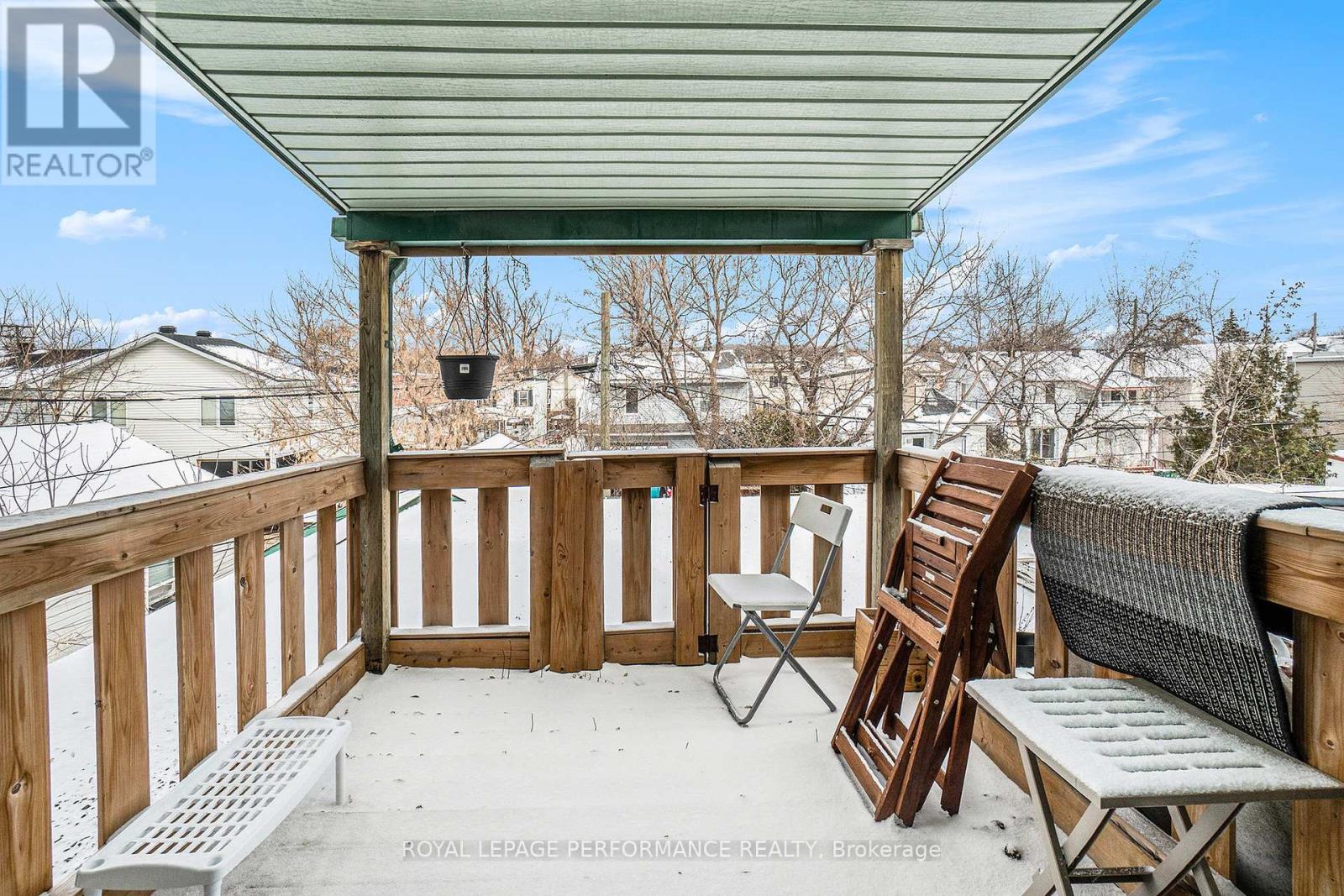 229 Carillon Street Property Photo 13
