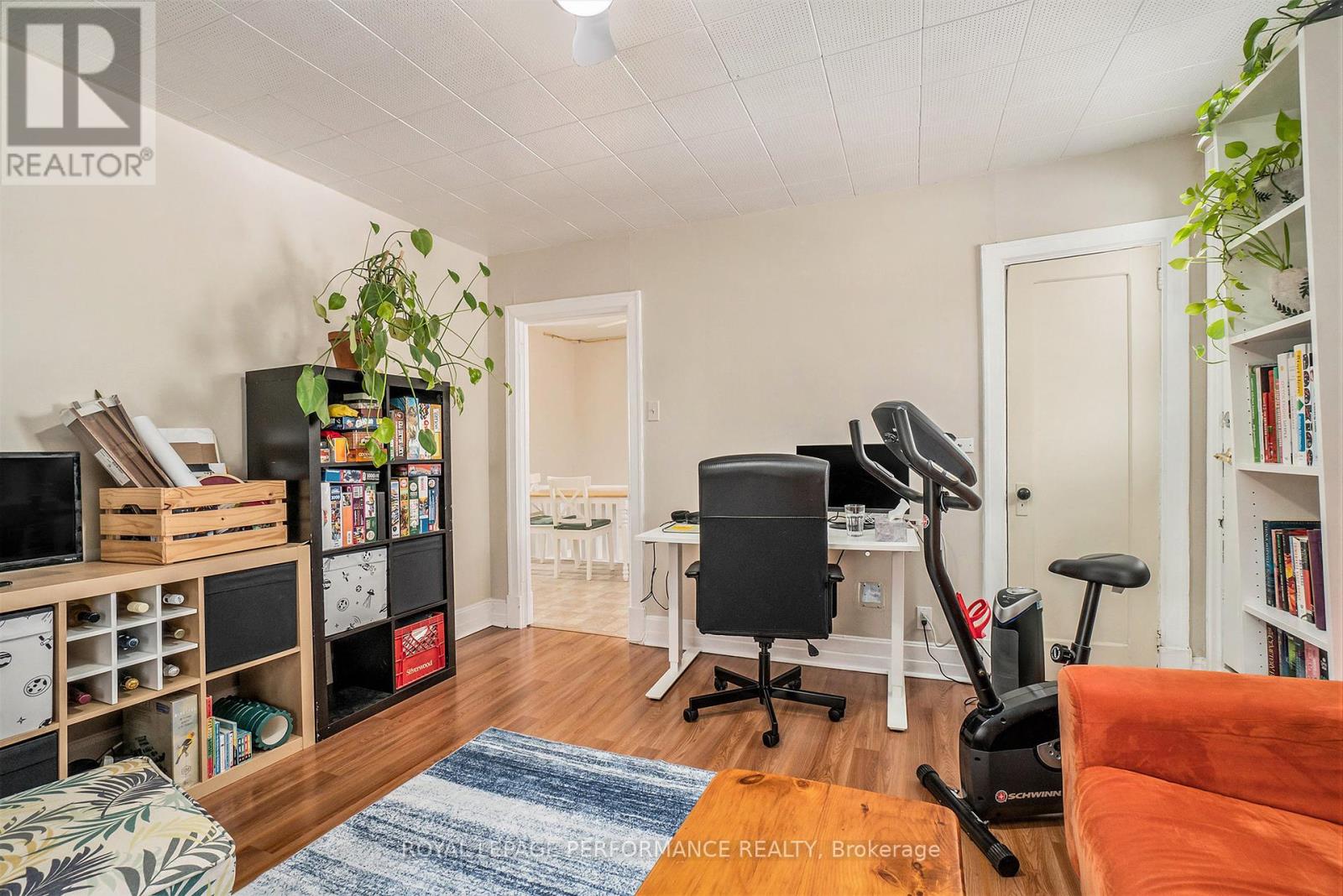 229 Carillon Street Property Photo 14